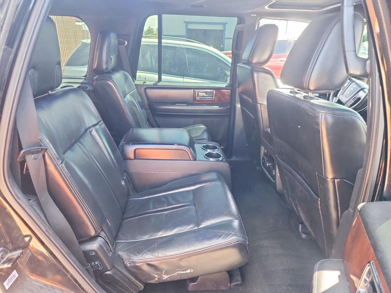 Lincoln Navigator Select