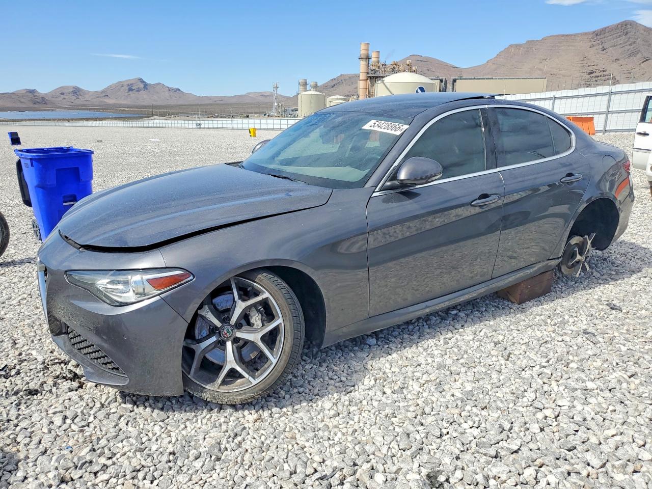 Salvage Alfa Romeo Giulia Image