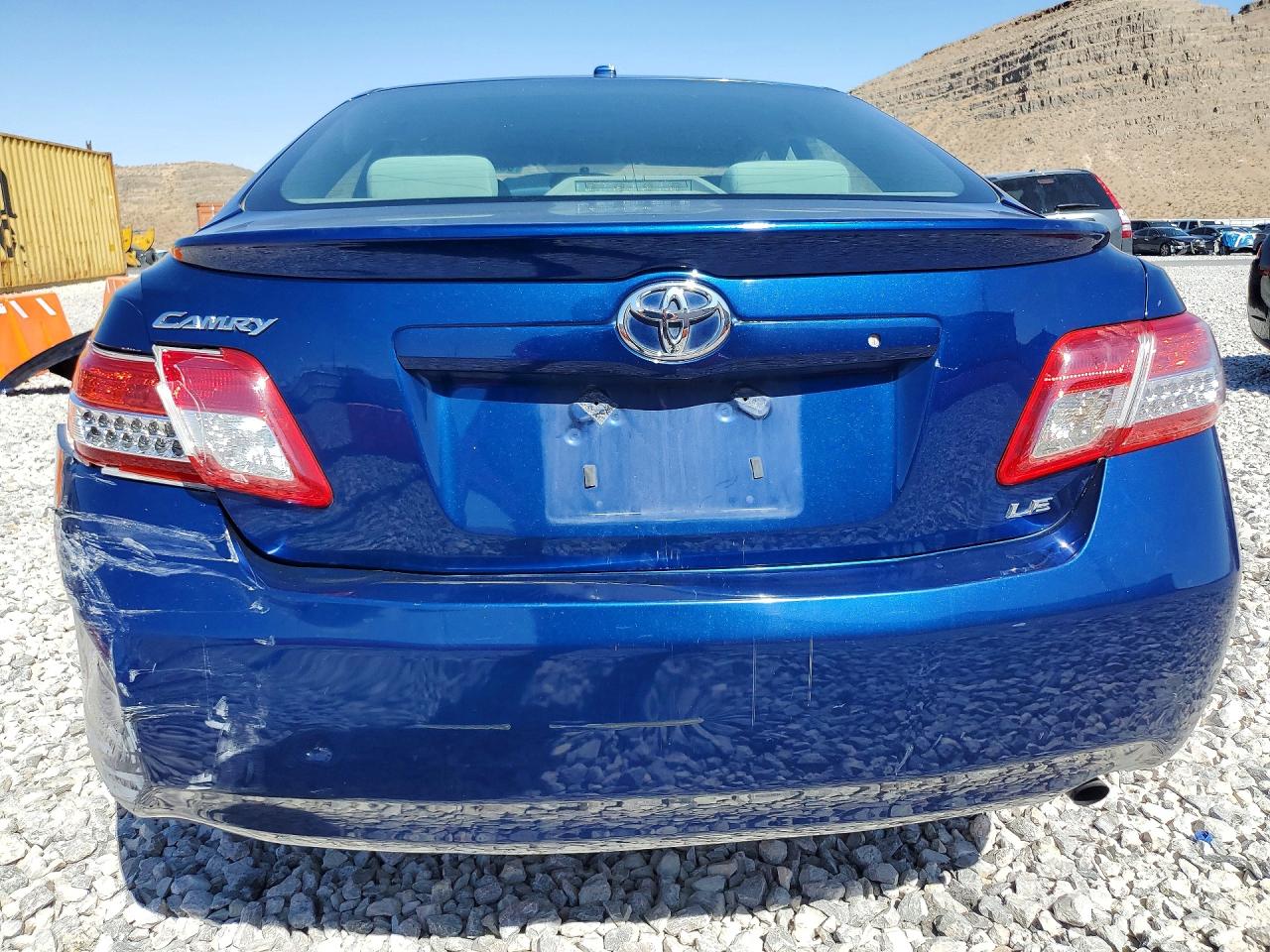 Toyota Camry Le