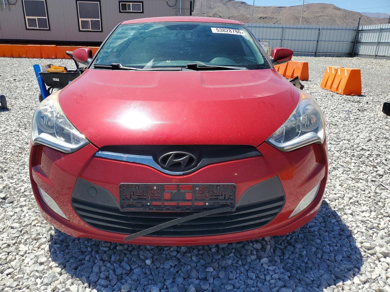Hyundai VELOSTER Base