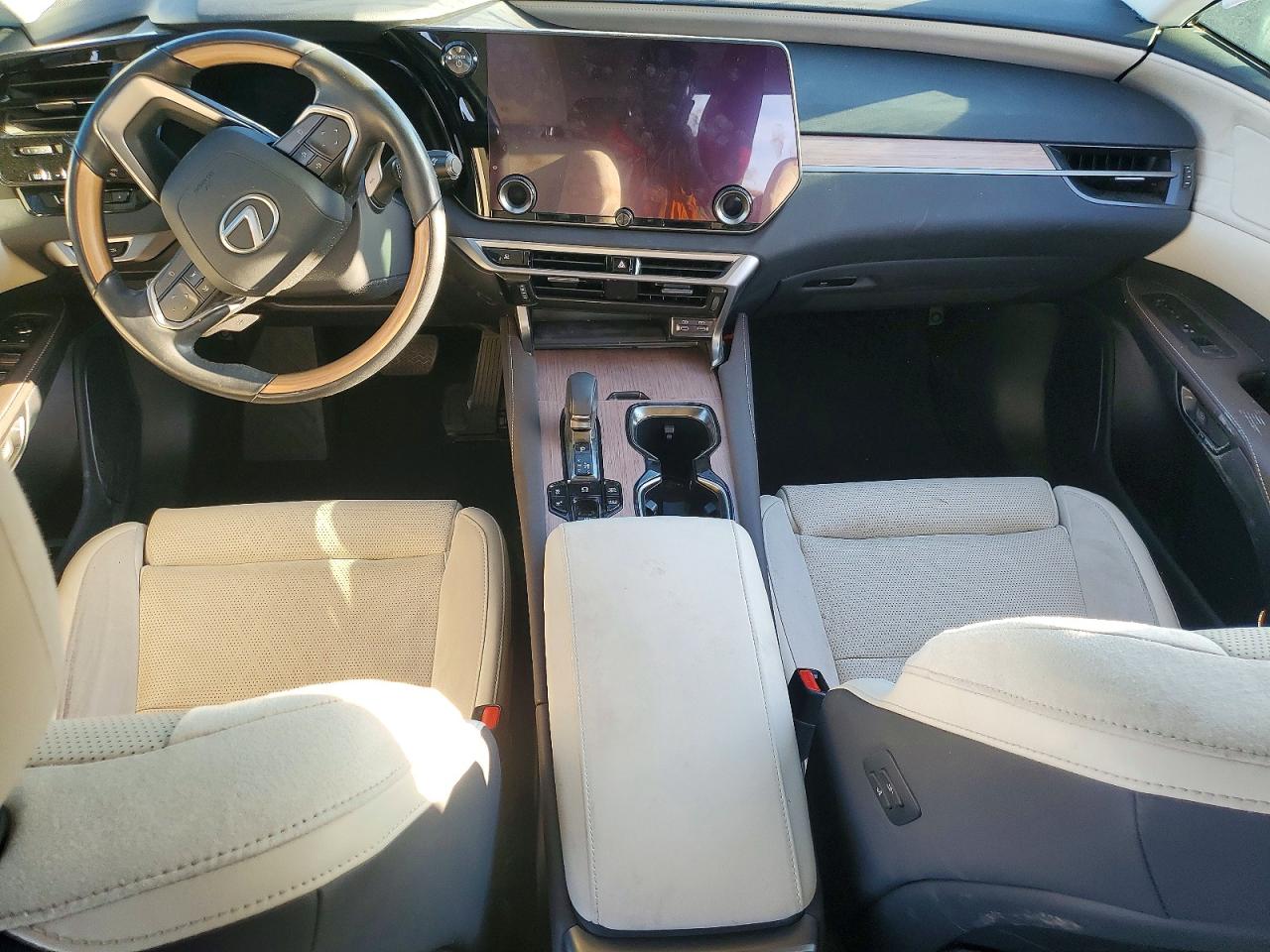 Lexus RX Luxury