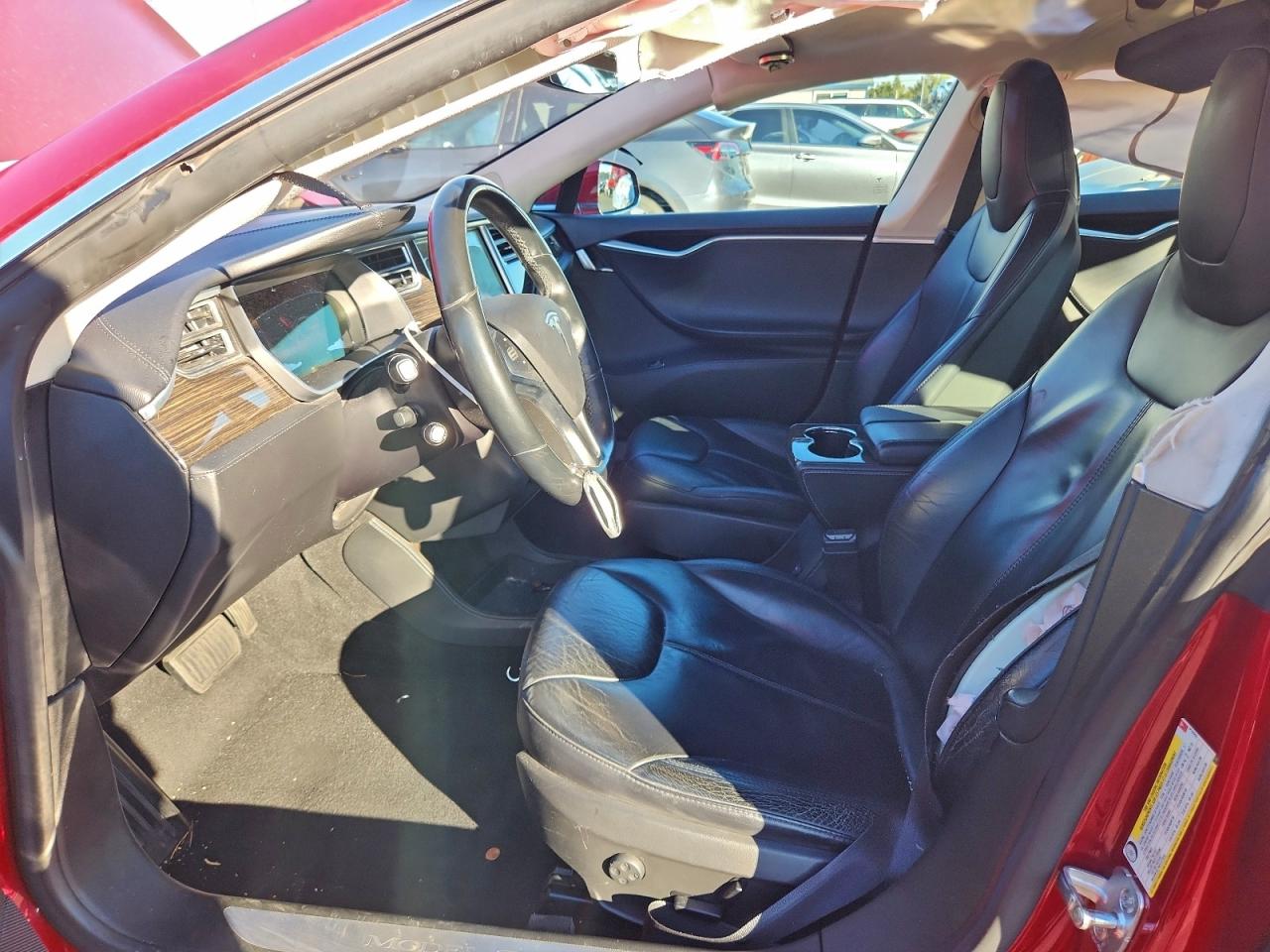 Tesla Model S 85