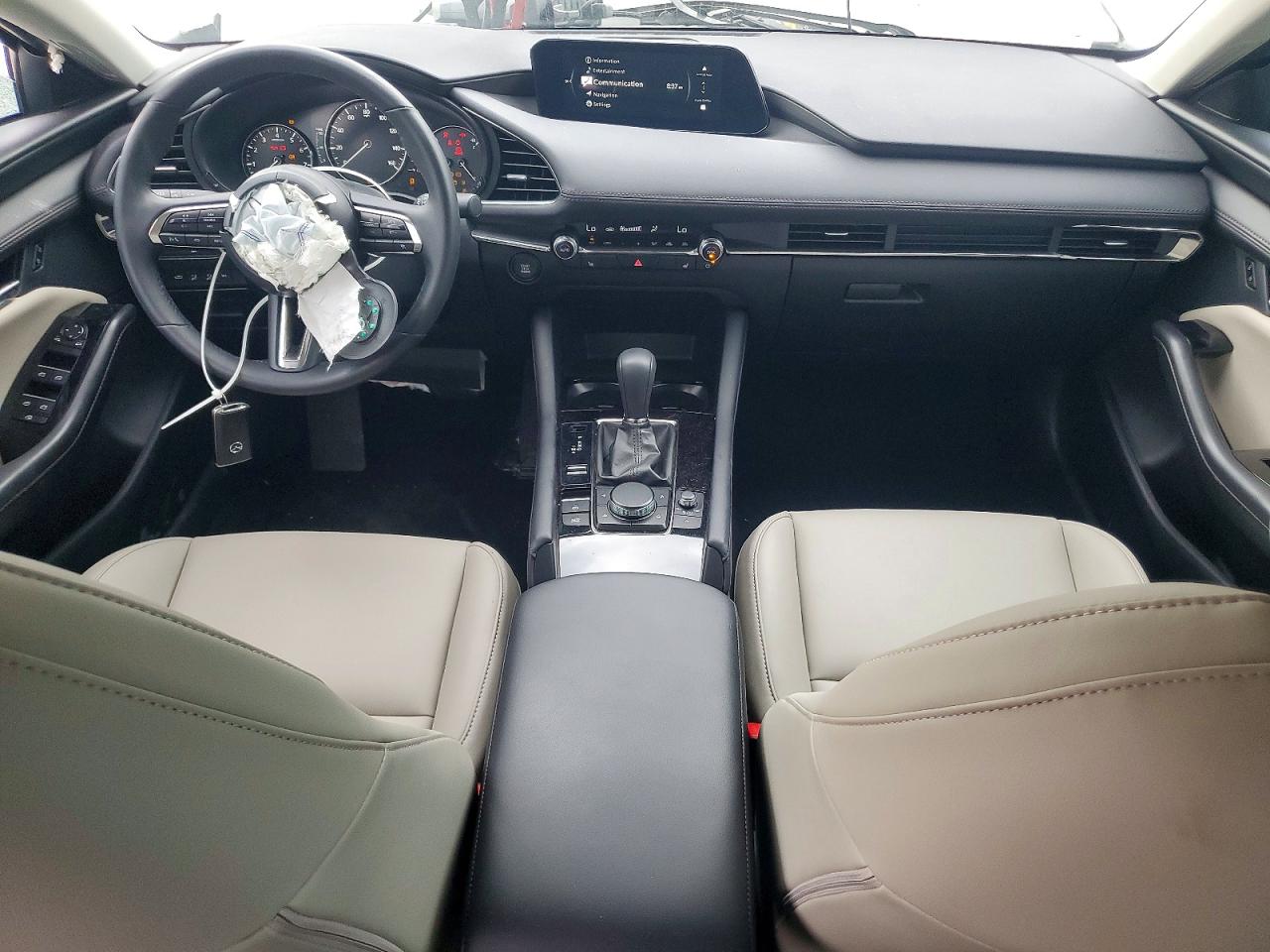 Mazda 3 Preferred