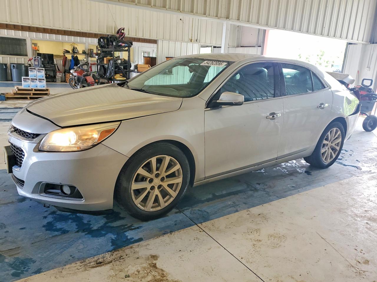 Salvage Chevrolet Malibu Image
