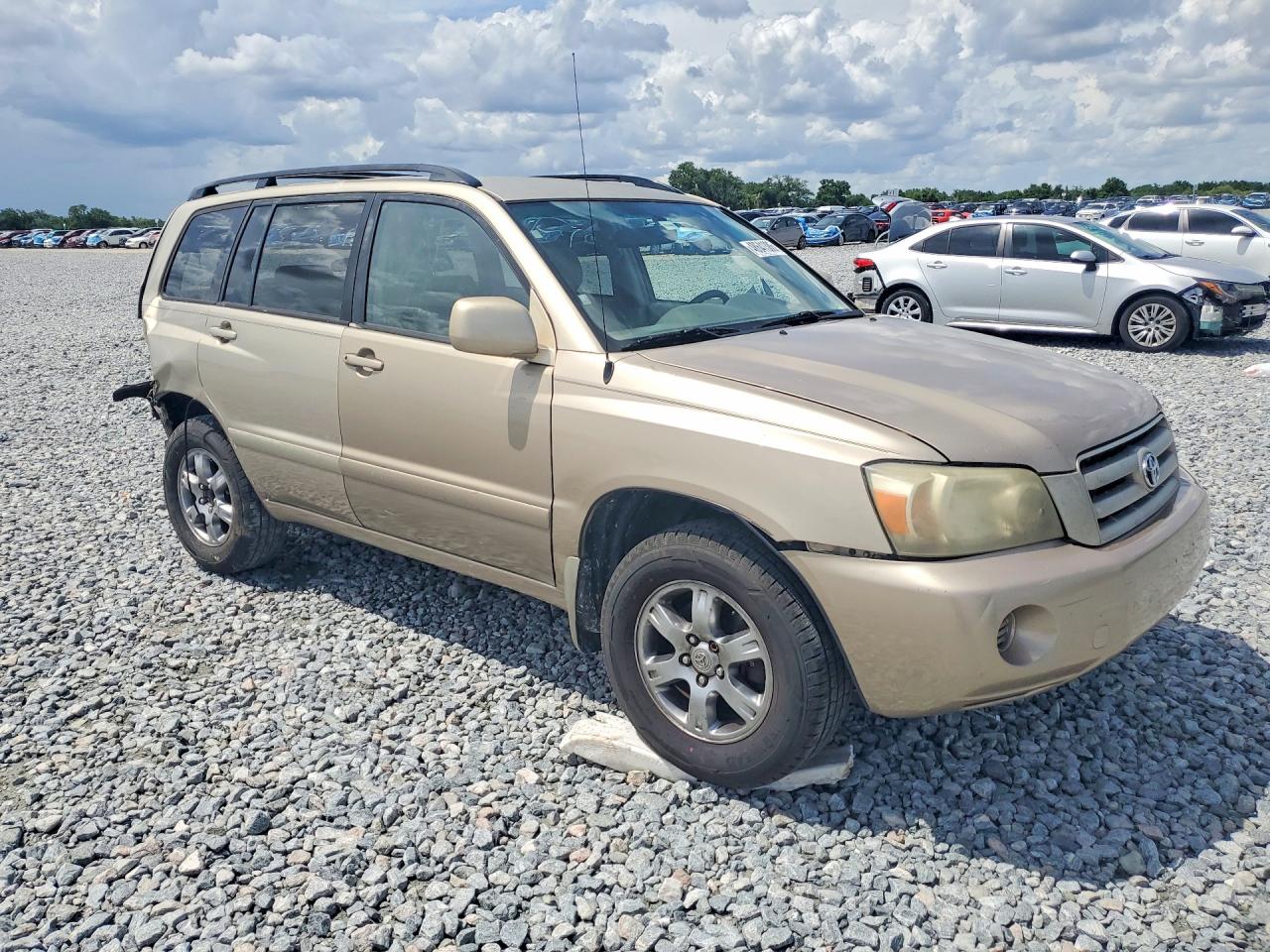 Toyo Highlander