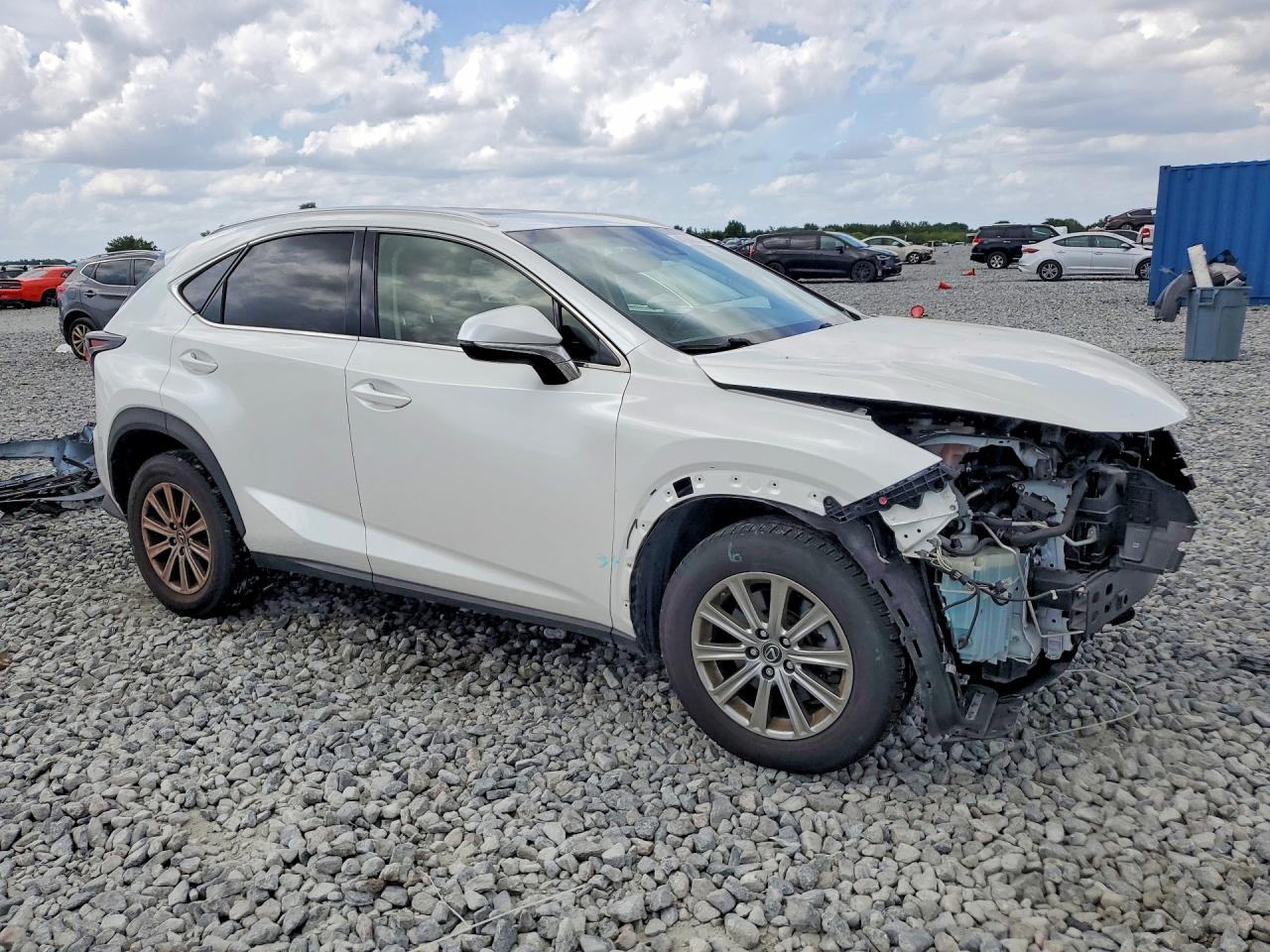 Lexus NX Base