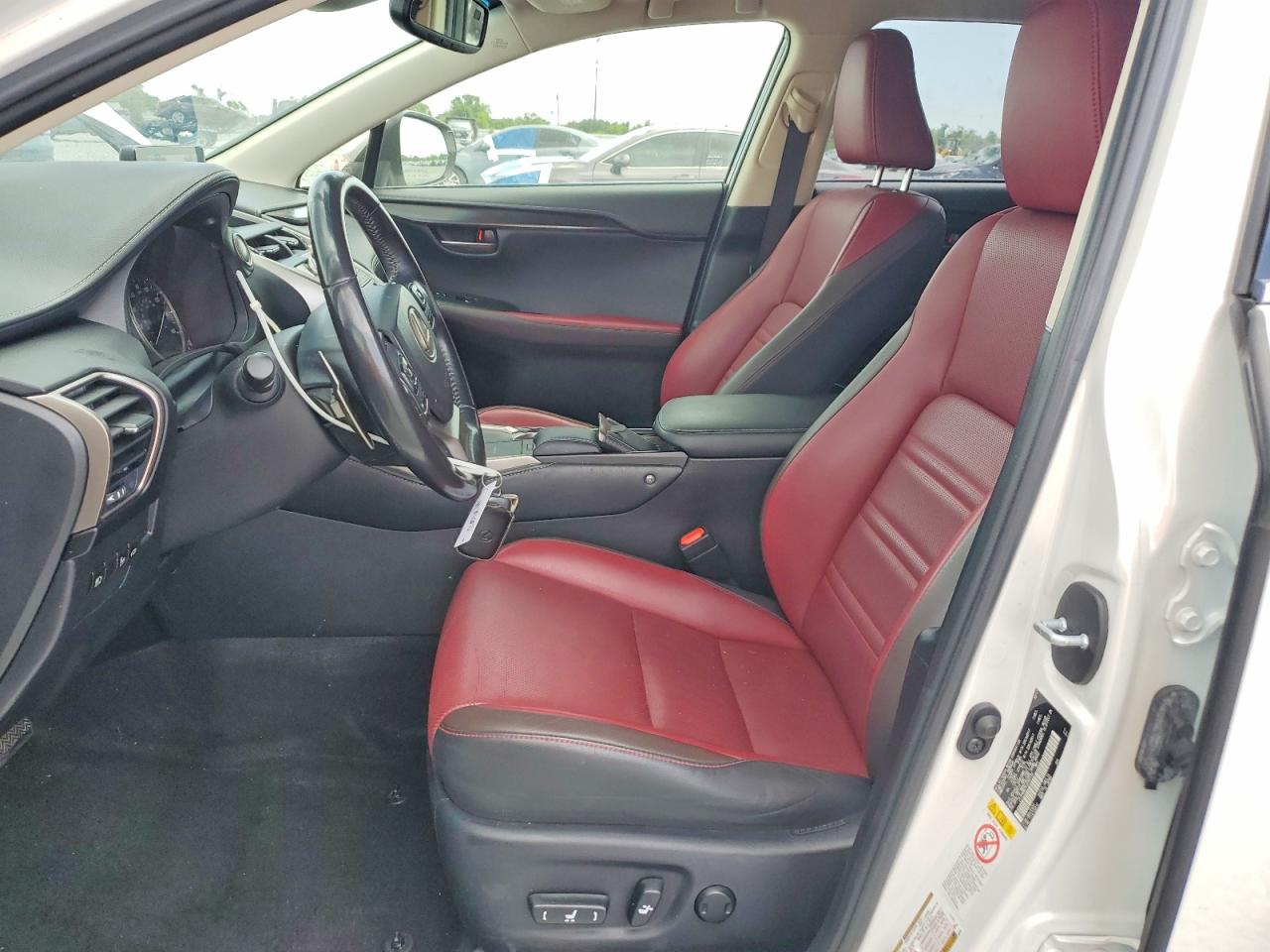 Lexus NX Base