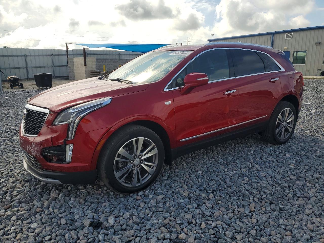 Salvage Cadillac XT5 Image