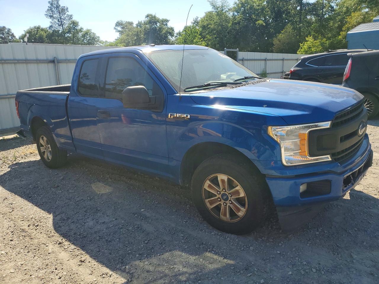 Ford F-150 Super Cab