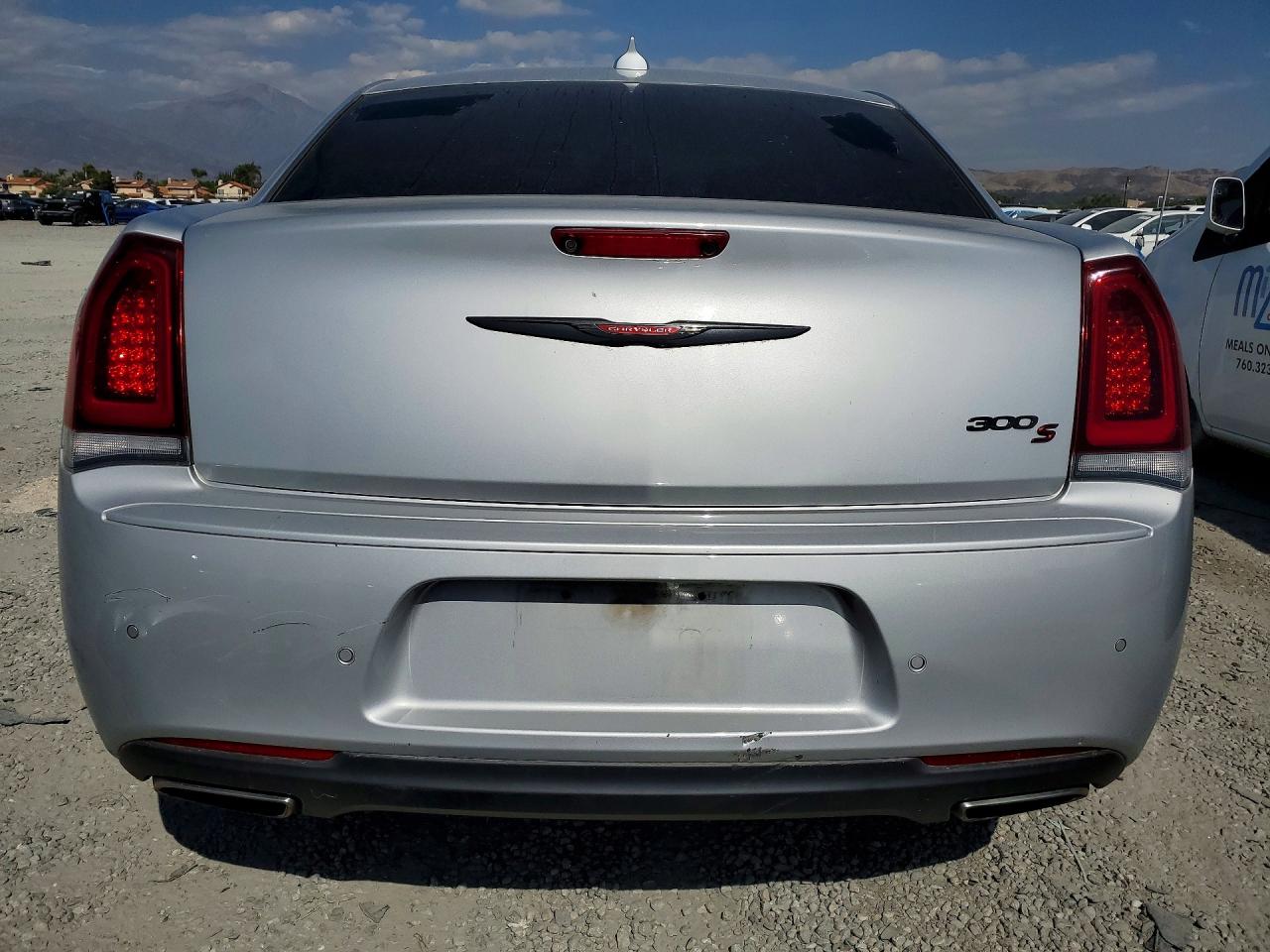 Chrysler 300 S