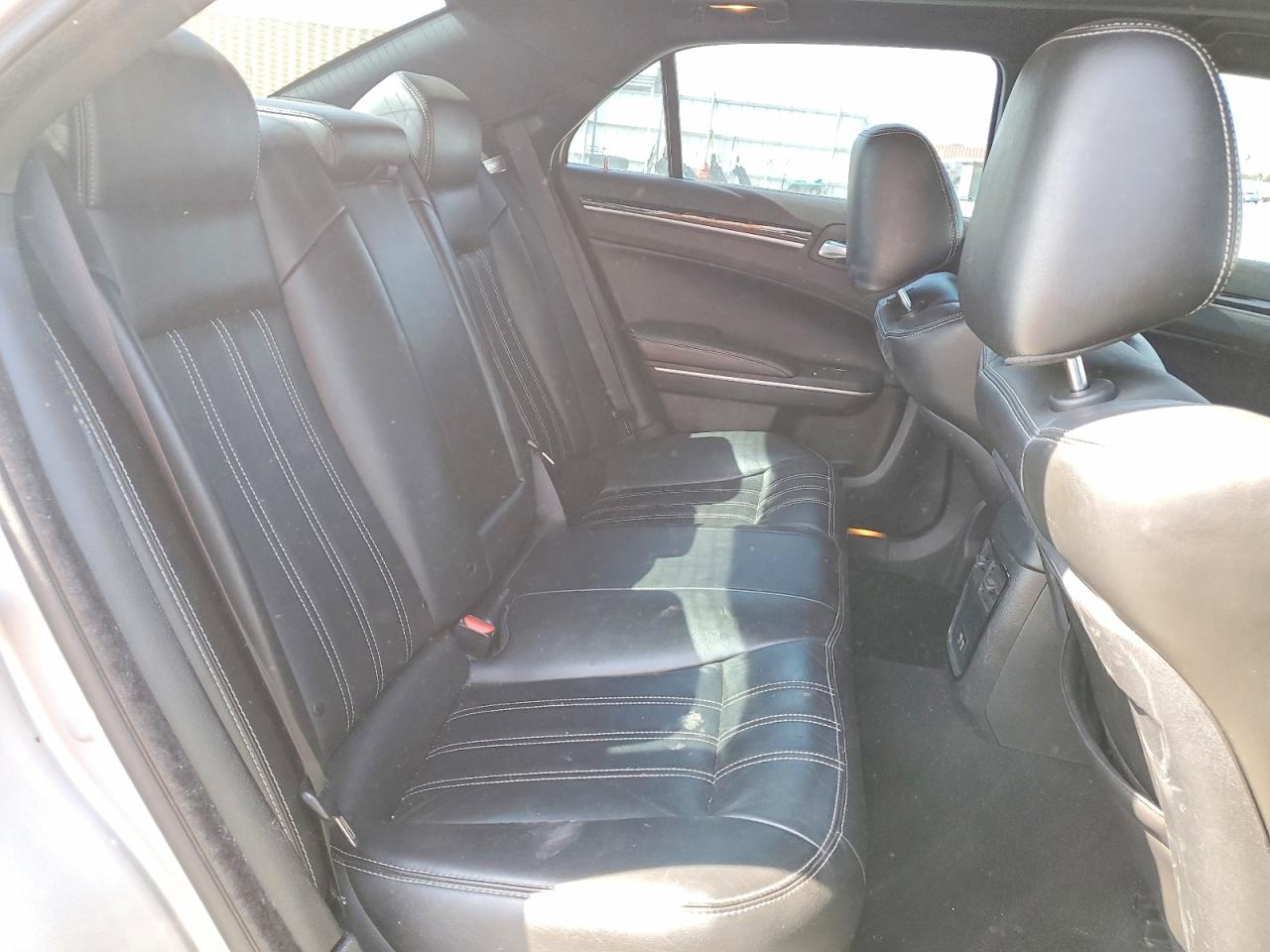 Chrysler 300 S