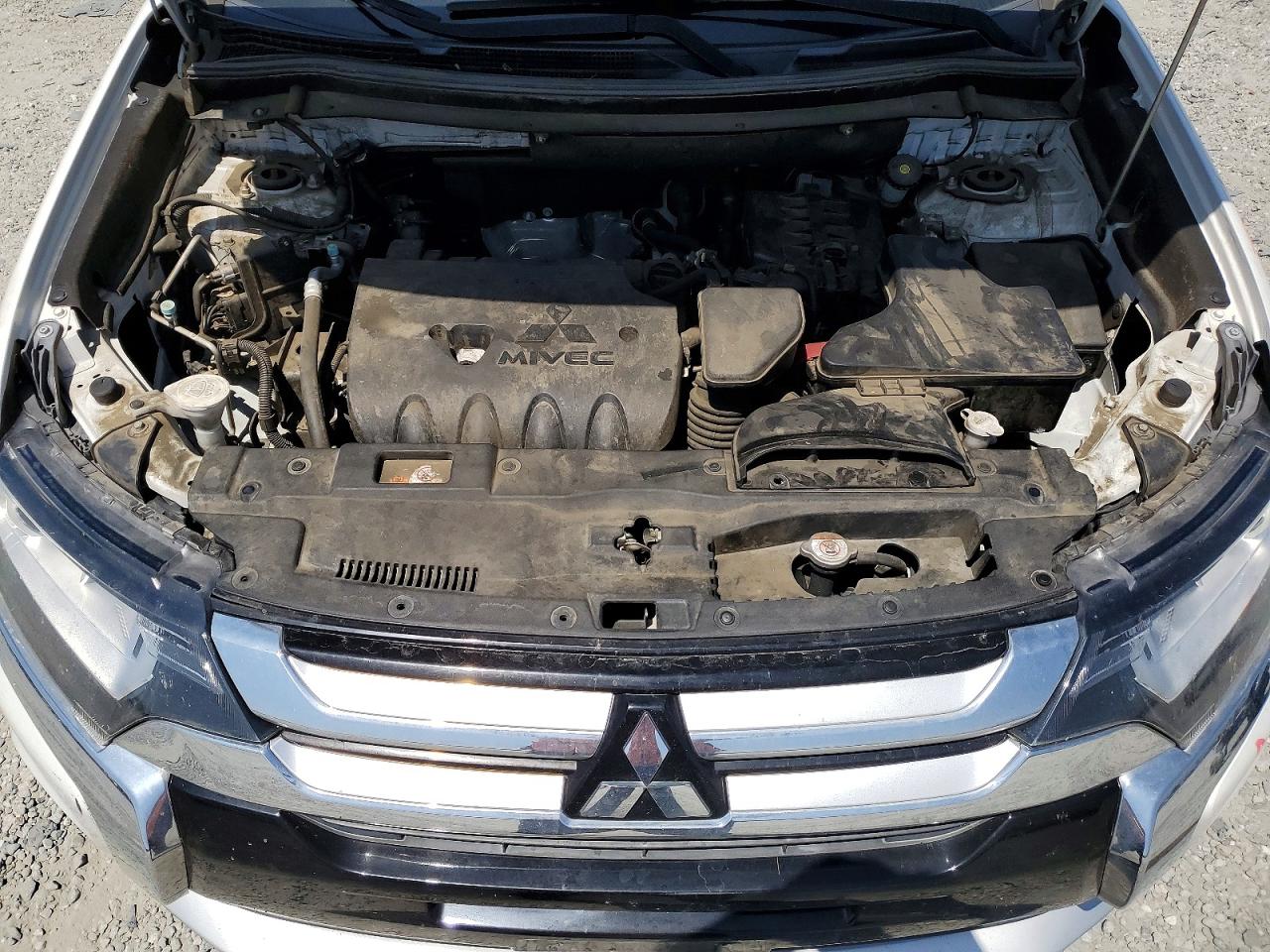 Mitsubishi Outlander Se