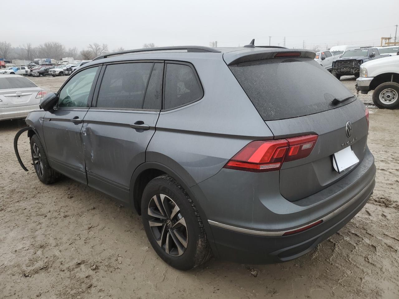 Volkswagen Tiguan S
