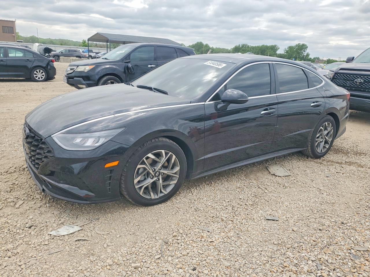 Salvage Hyundai SONATA Image