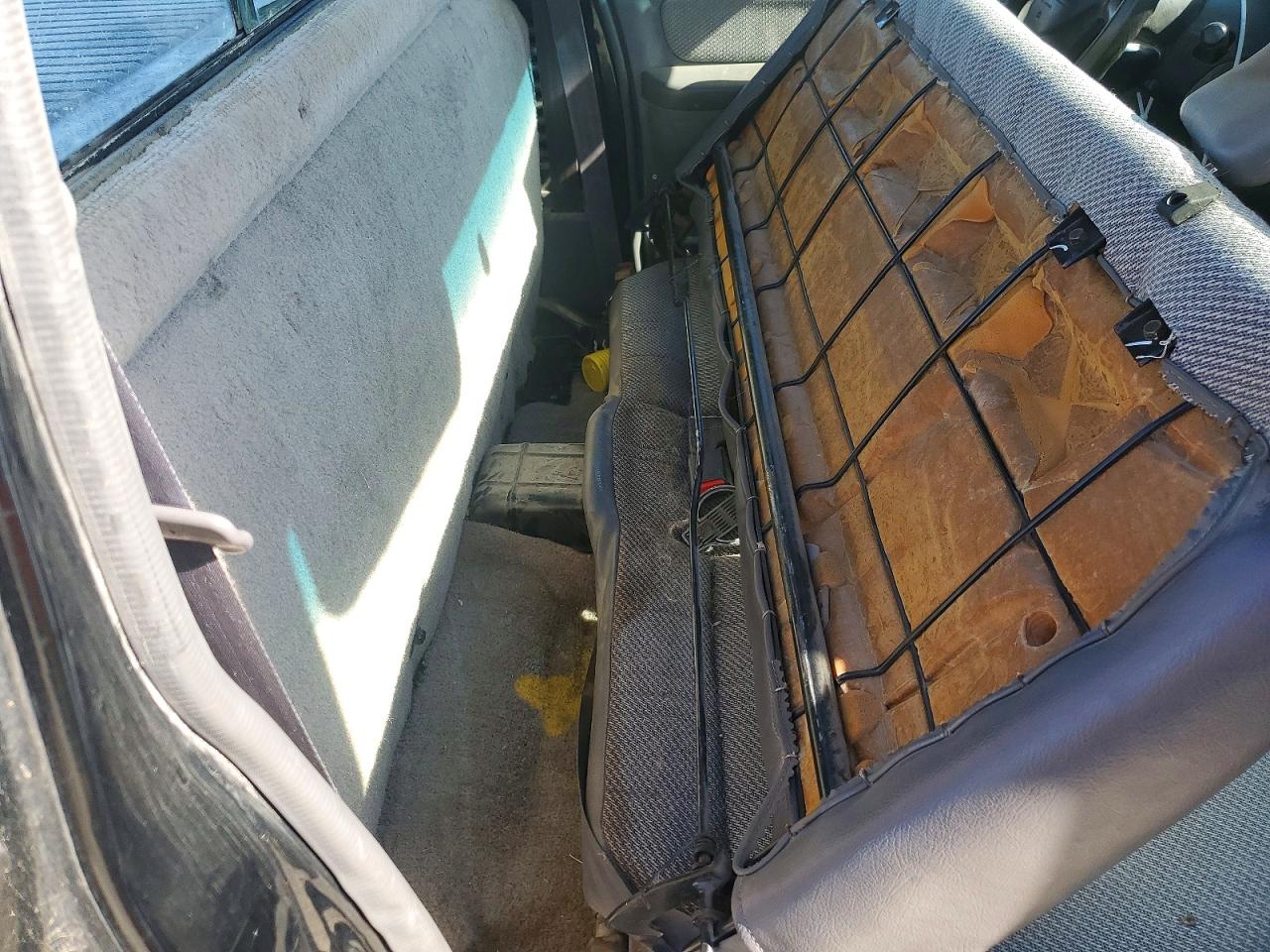 Nissan Frontier Xe