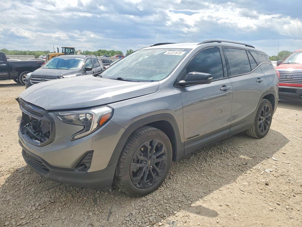 Salvage GMC Terrain Image