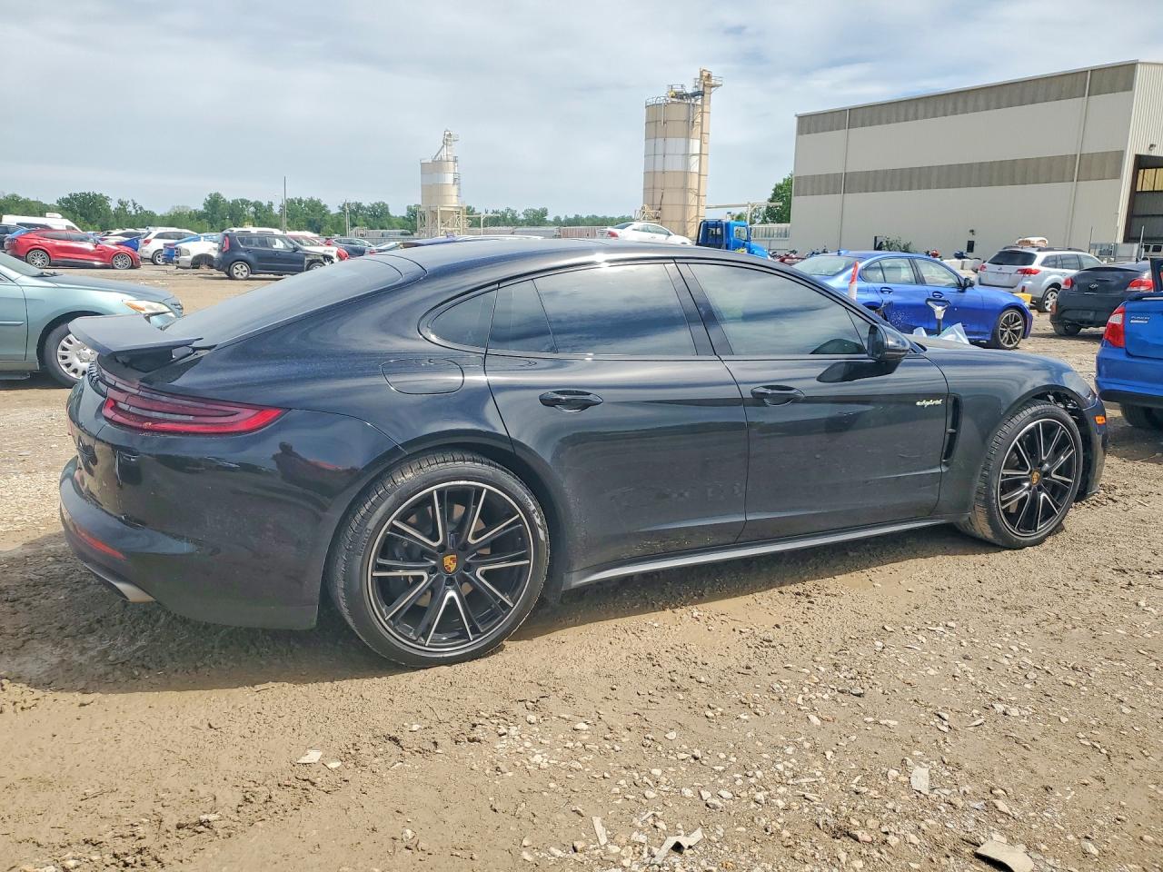 Porsche Panamera 4 E-hybrid