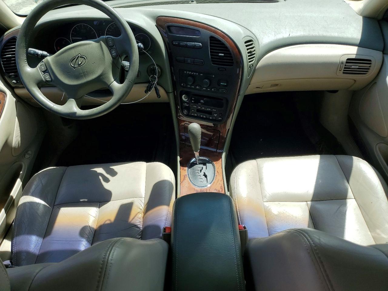 Oldsmobile Aurora