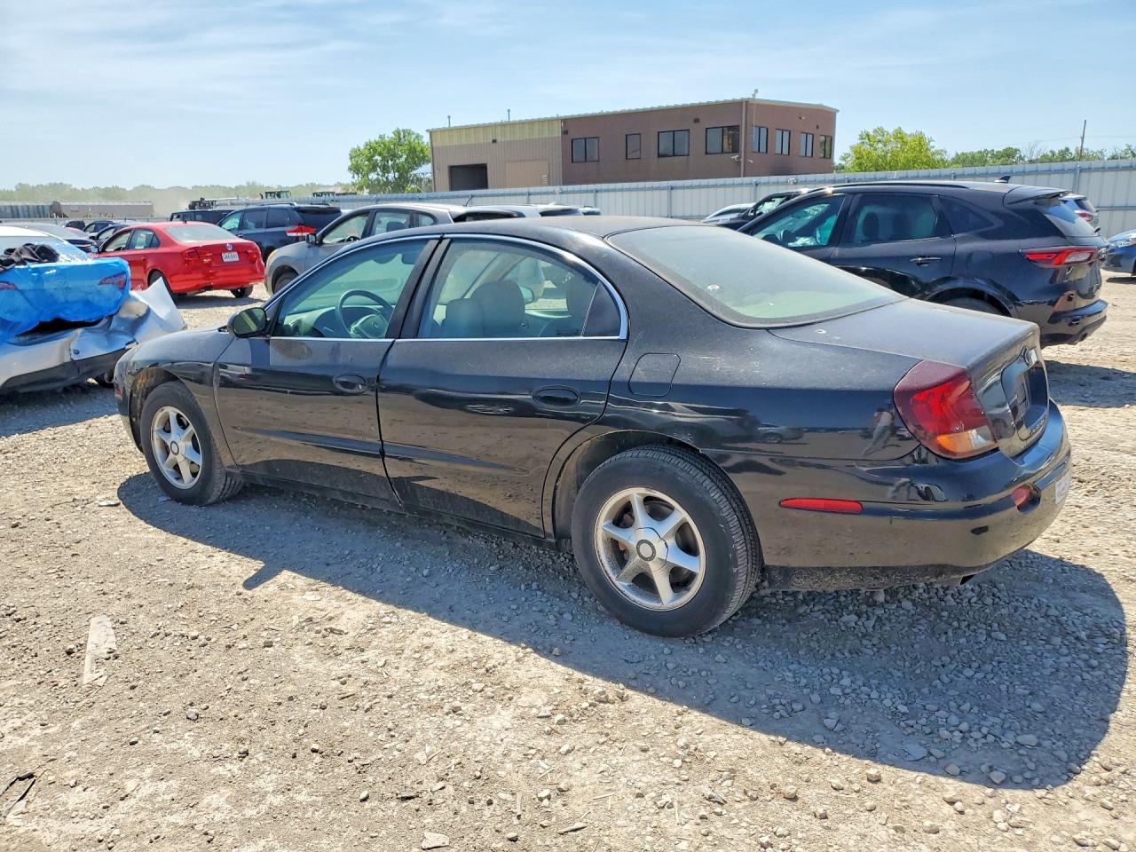 Oldsmobile Aurora