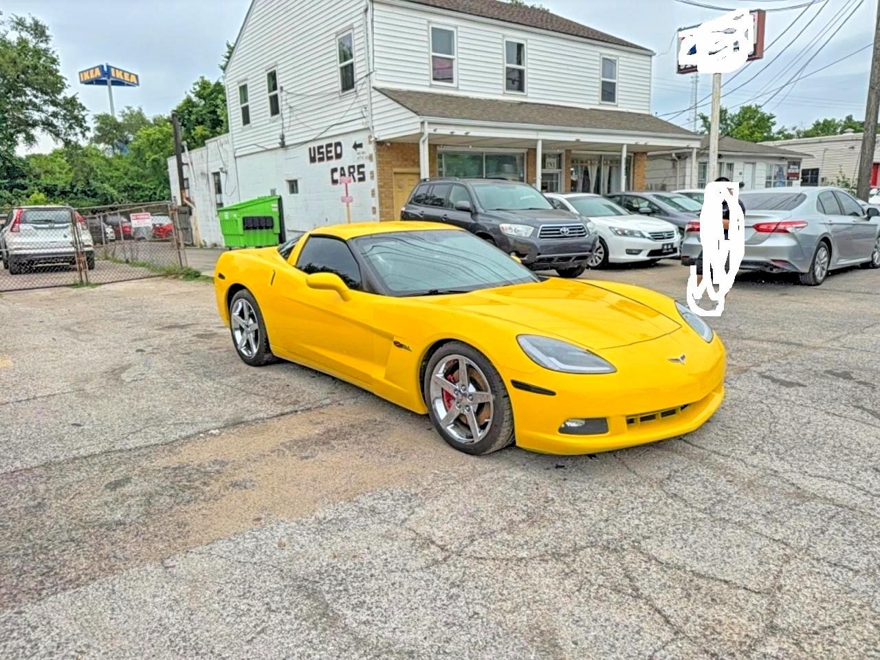 Salvage Chevrolet Corvette Image