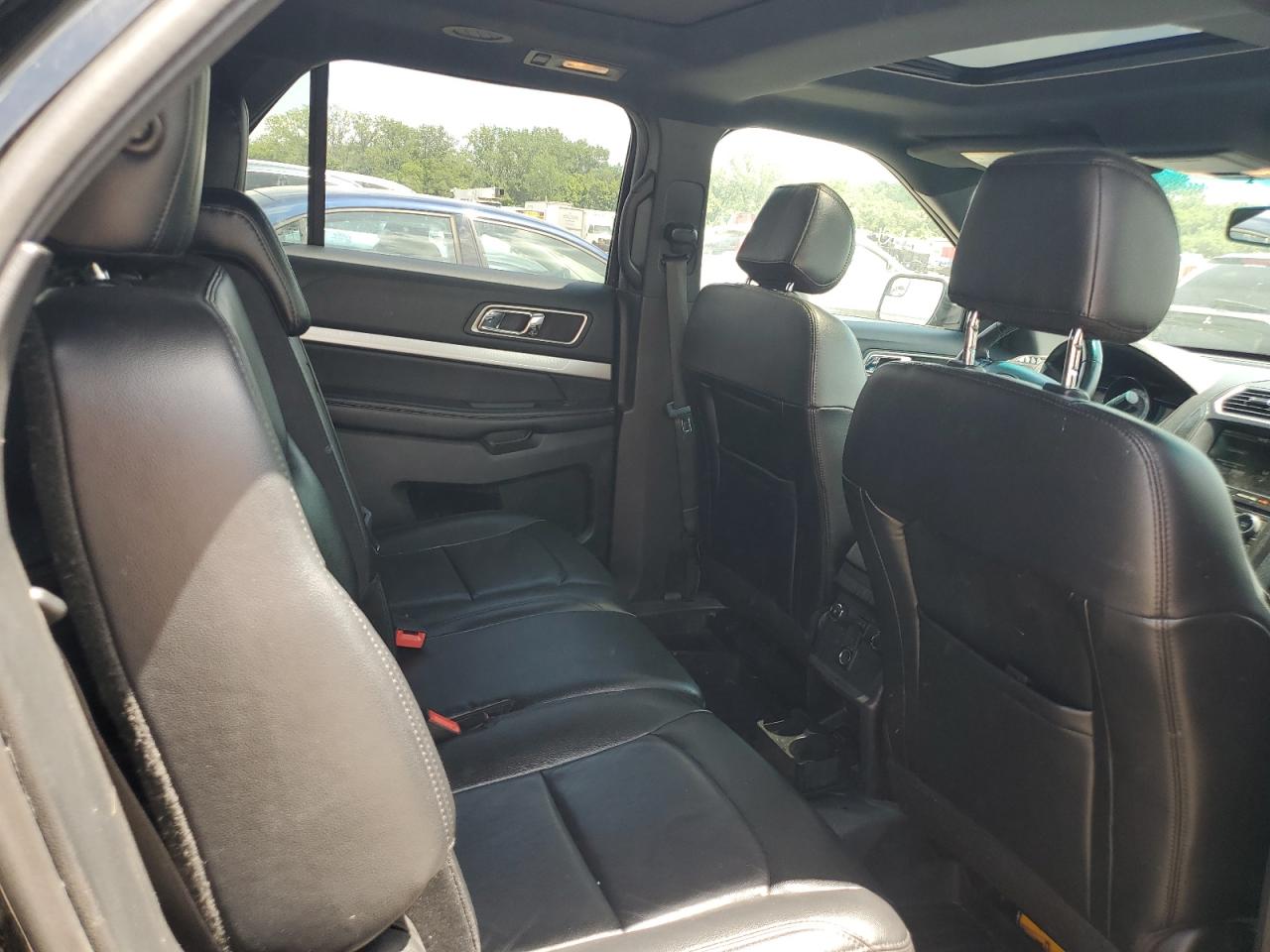 Ford Explorer Xlt