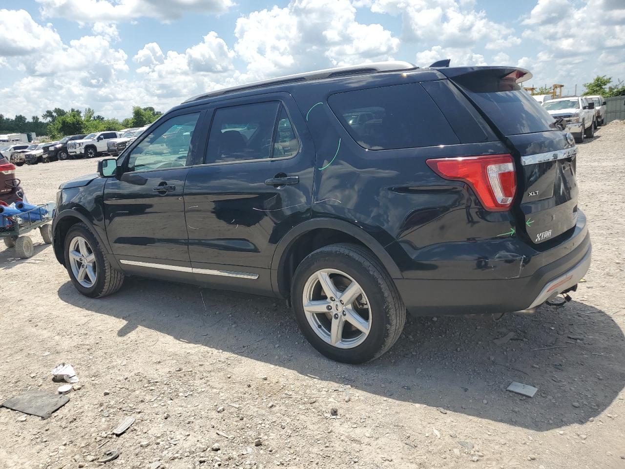 Ford Explorer Xlt