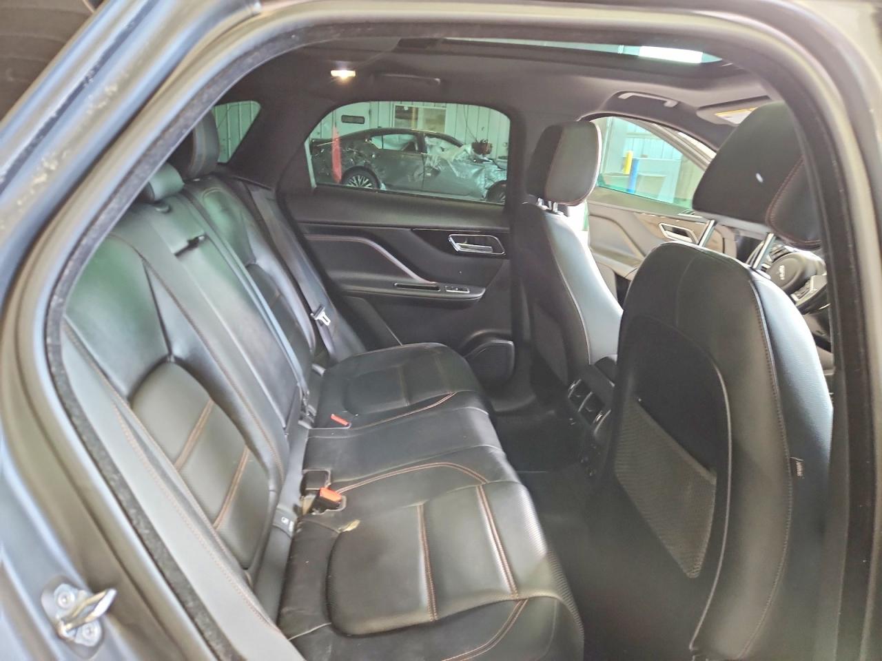 Jaguar F-PACE Prestige
