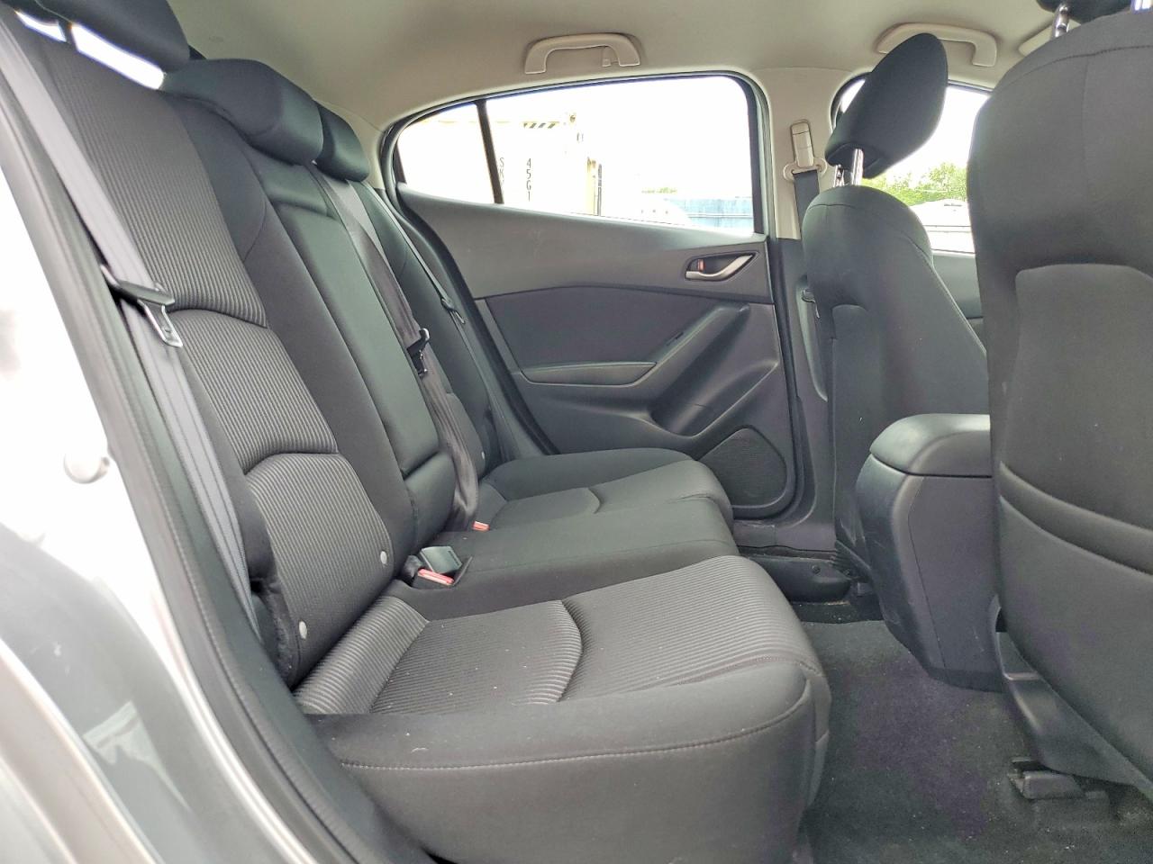 Mazda 3 Touring