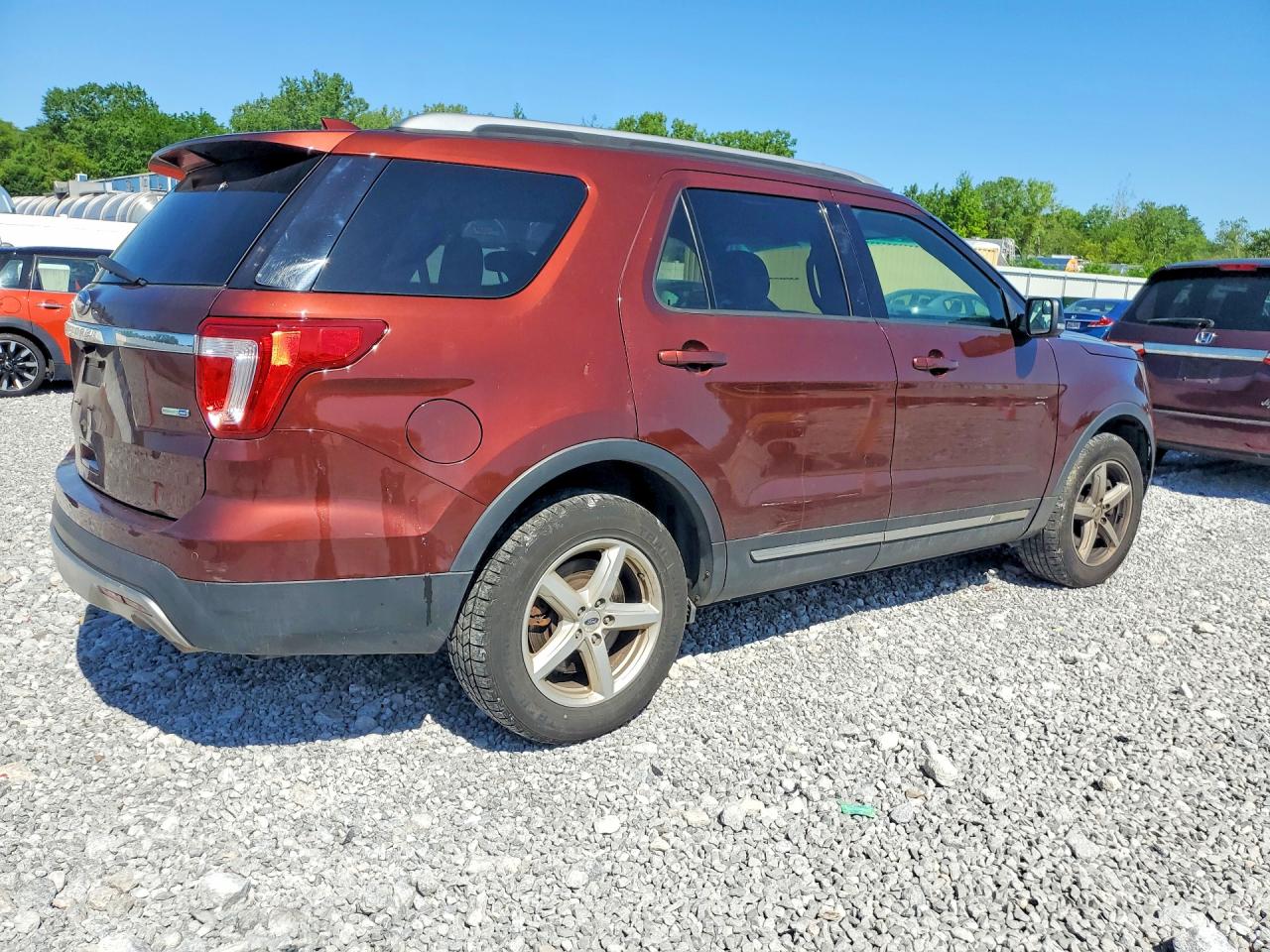Ford Explorer Xlt
