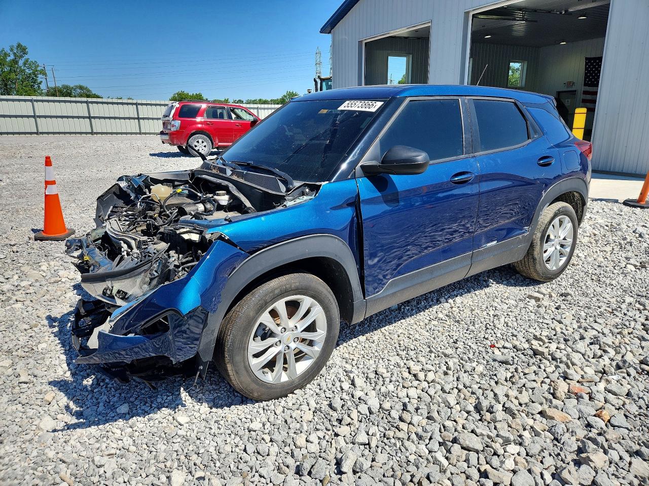 Salvage Chevrolet Trailblaze Image