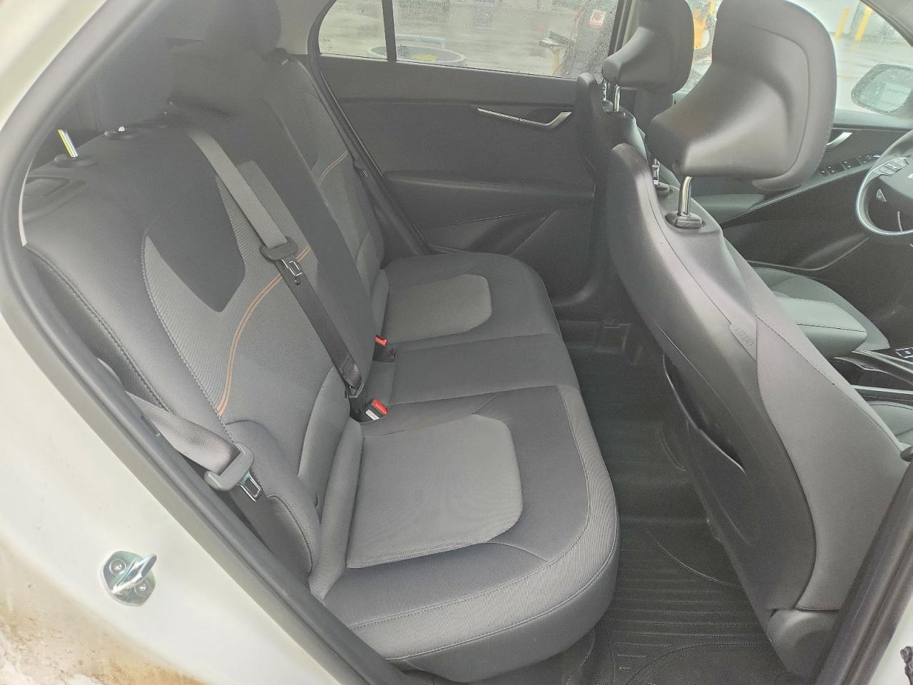 Kia Niro Lx
