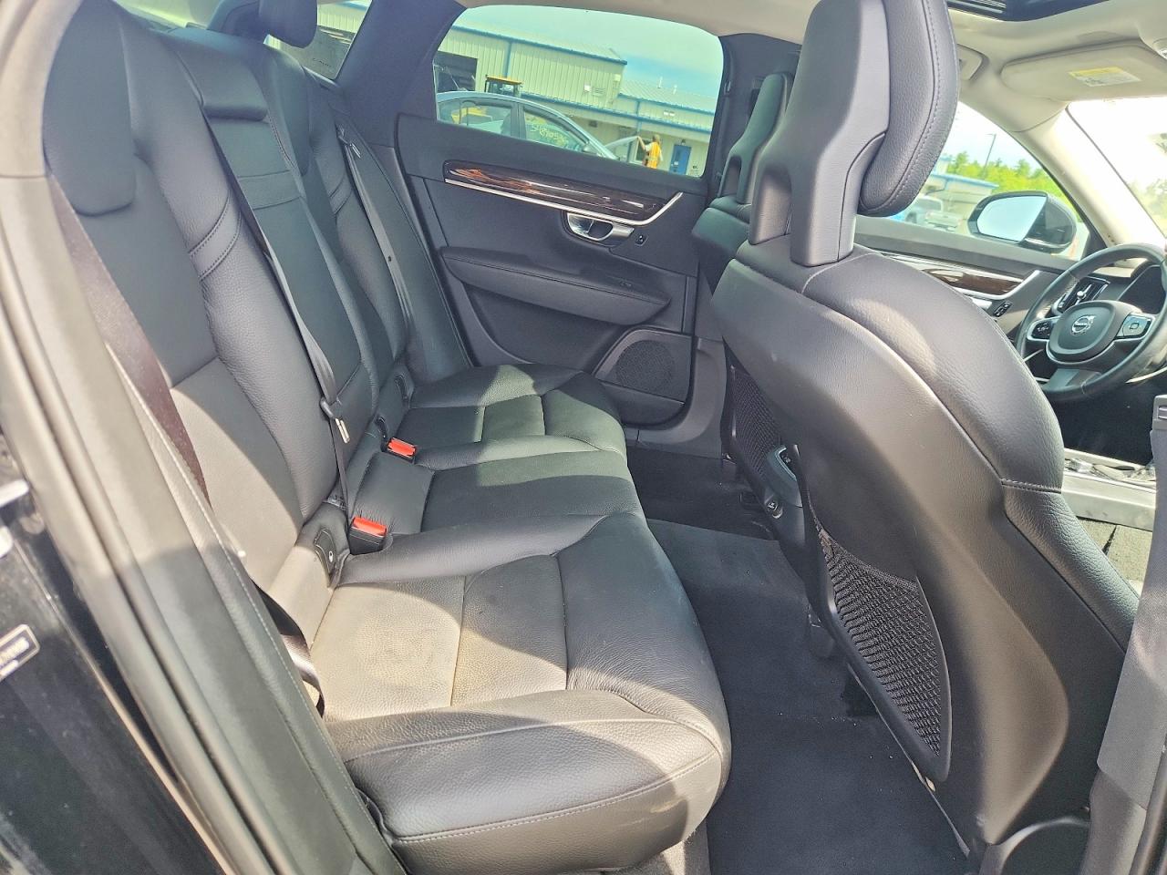 Volvo S90 T6 Momentum