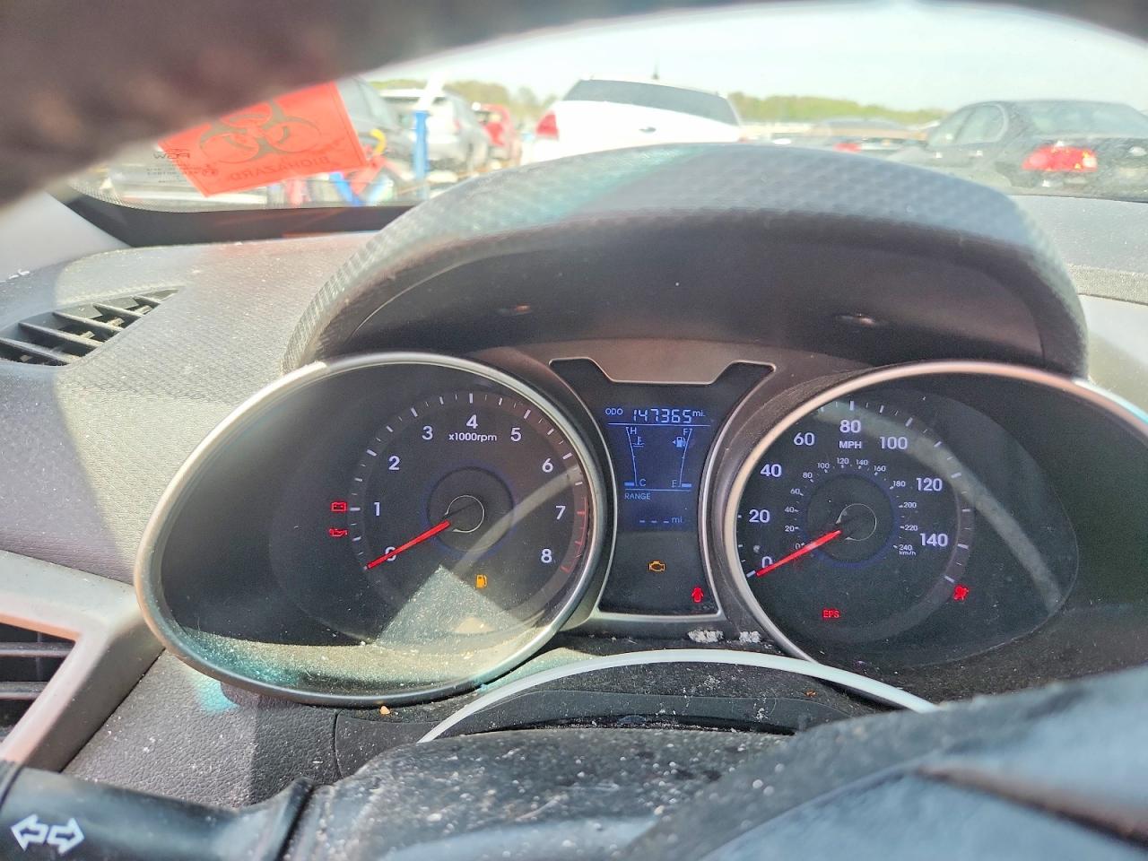 Hyundai VELOSTER Base