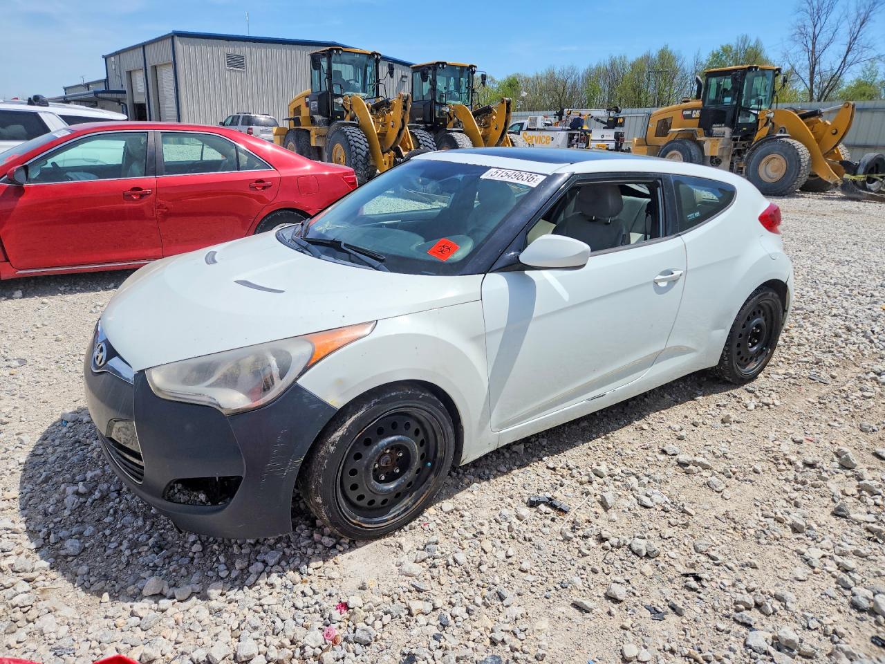 Salvage Hyundai VELOSTER Image