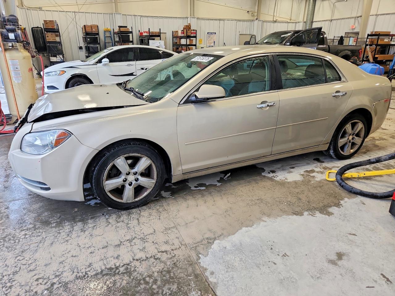 Salvage Chevrolet Malibu Image