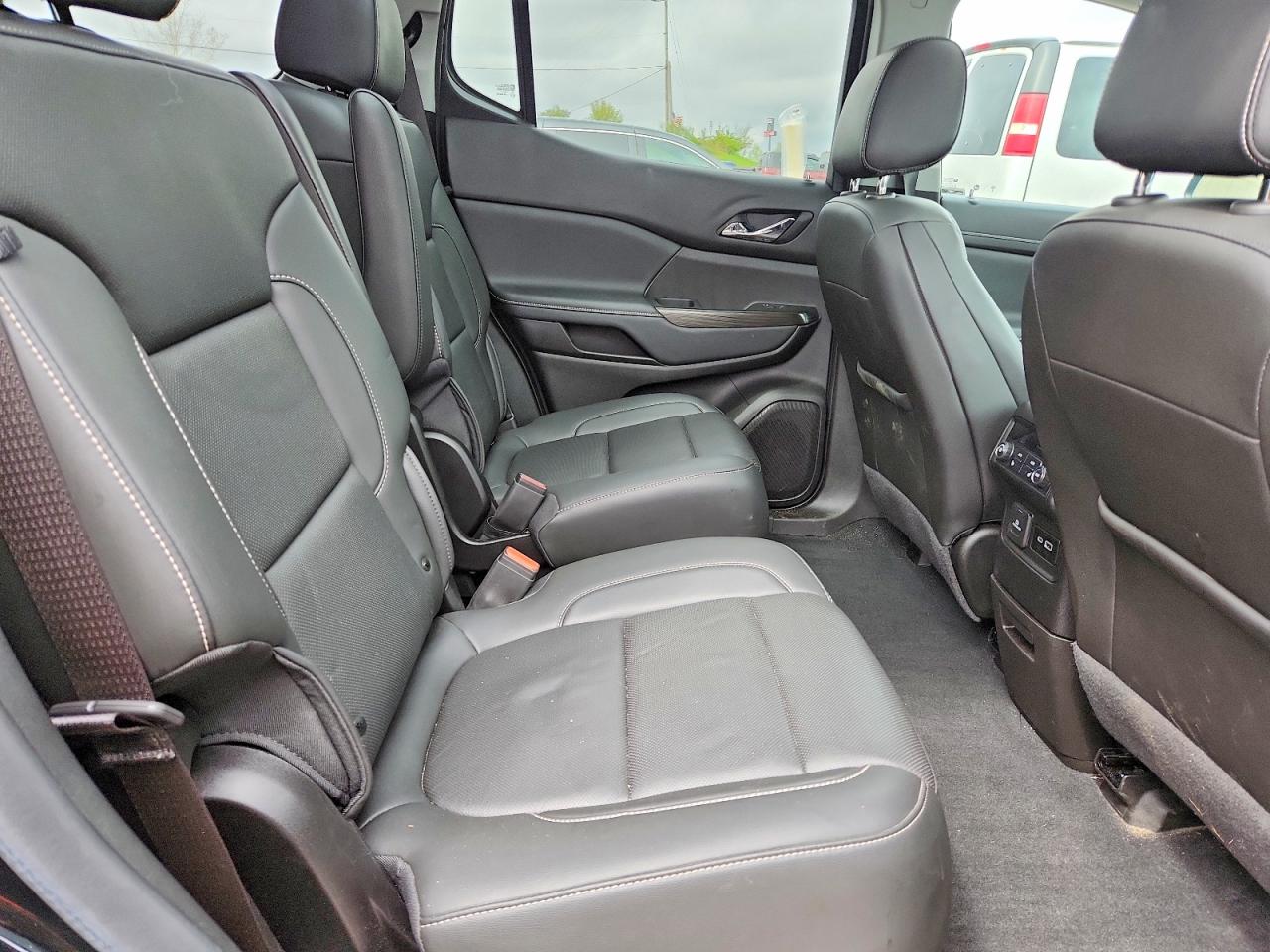 GMC Acadia Slt