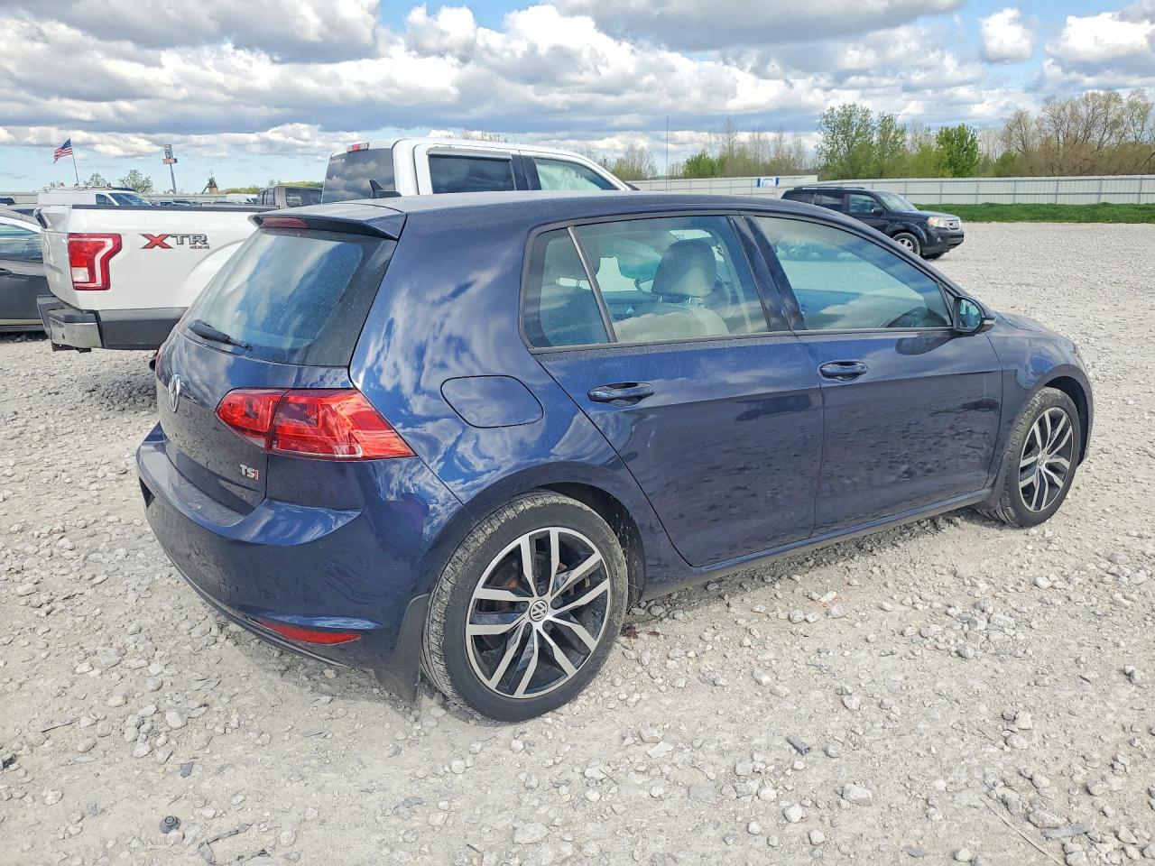Volkswagen Golf S