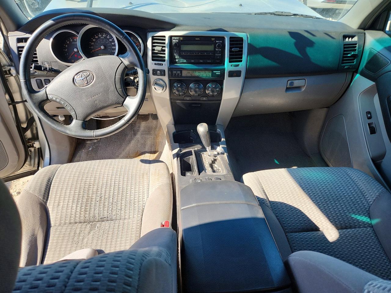 Toyota 4Runner Sr5
