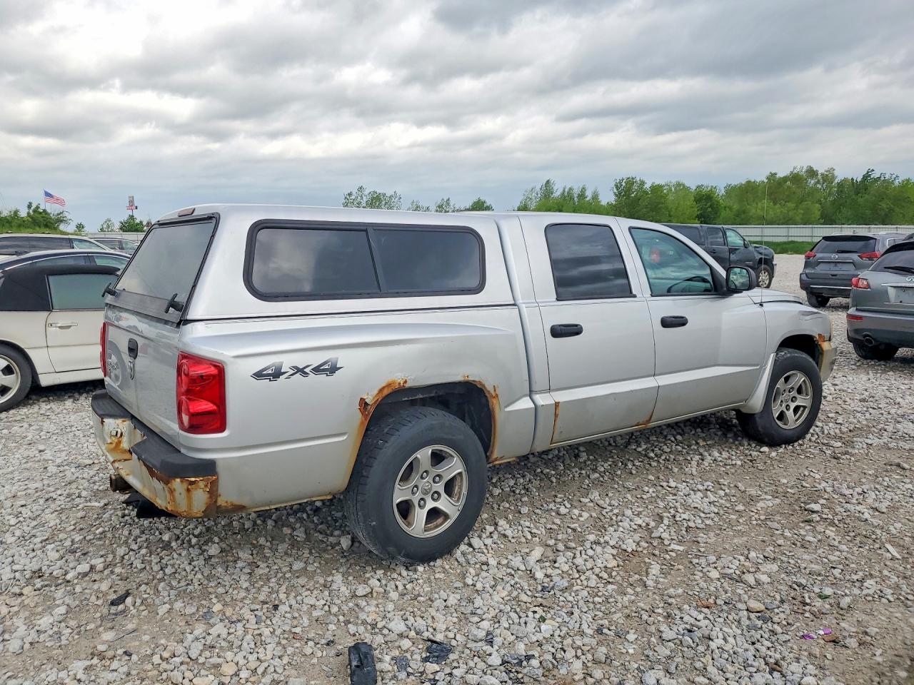 Dodge Dakota Quad Slt