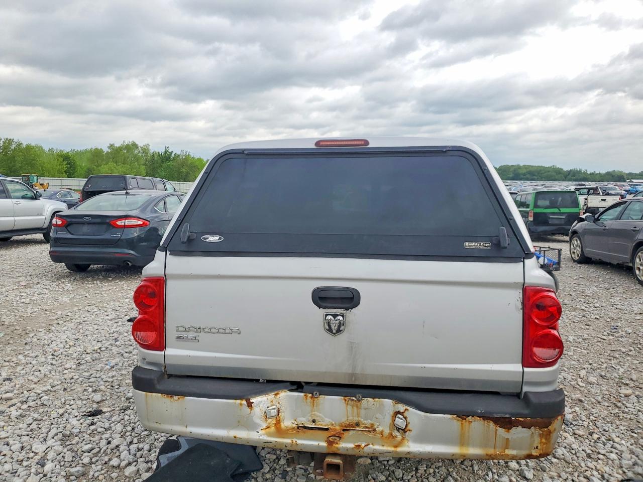 Dodge Dakota Quad Slt