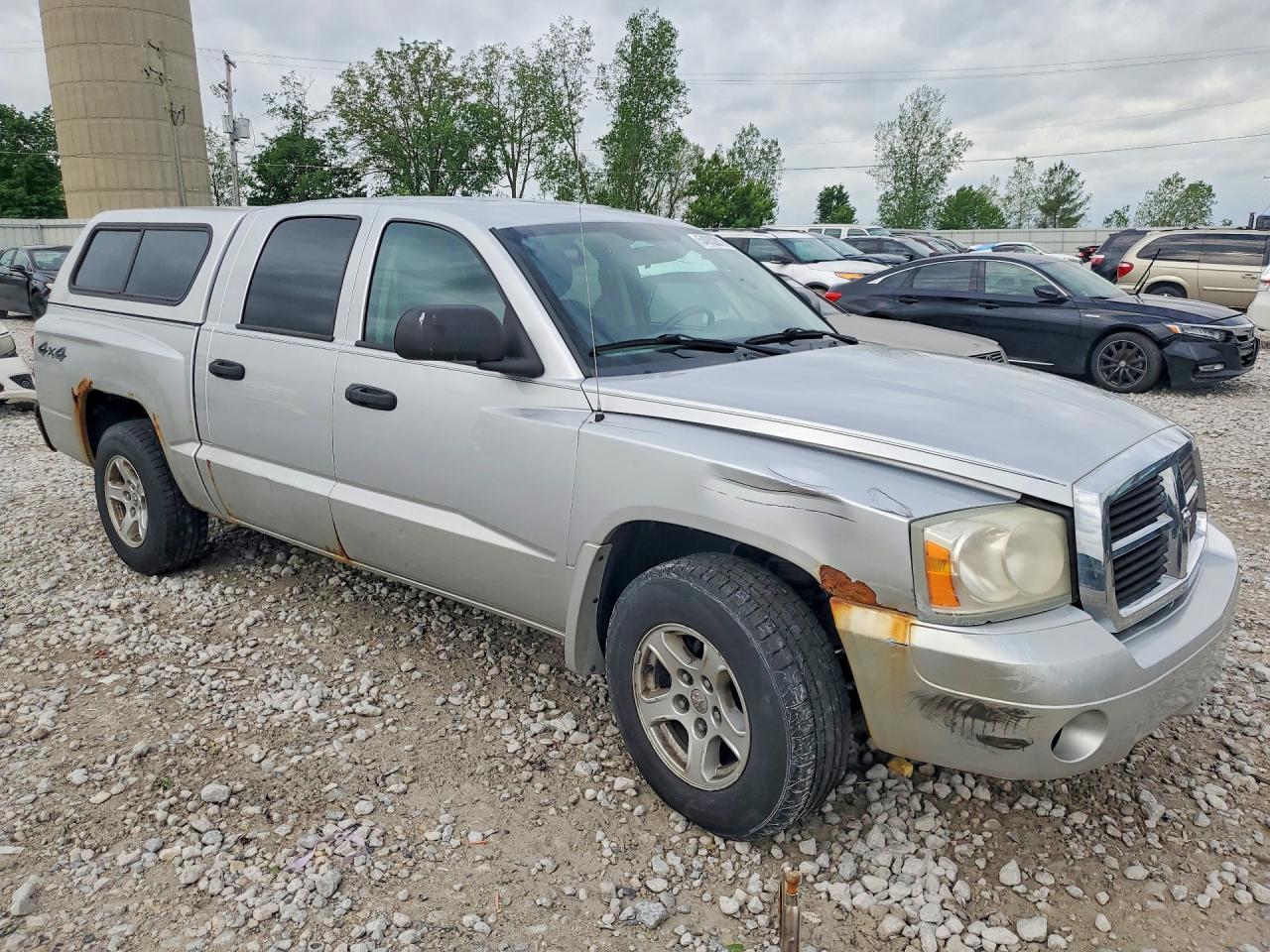 Dodge Dakota Quad Slt