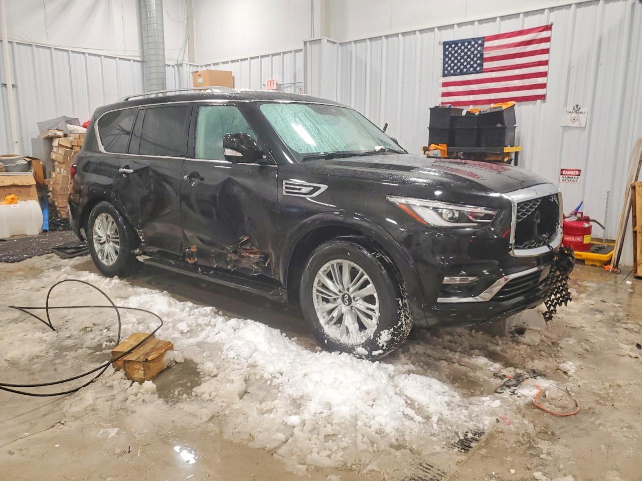 INFINITI Qx Luxe