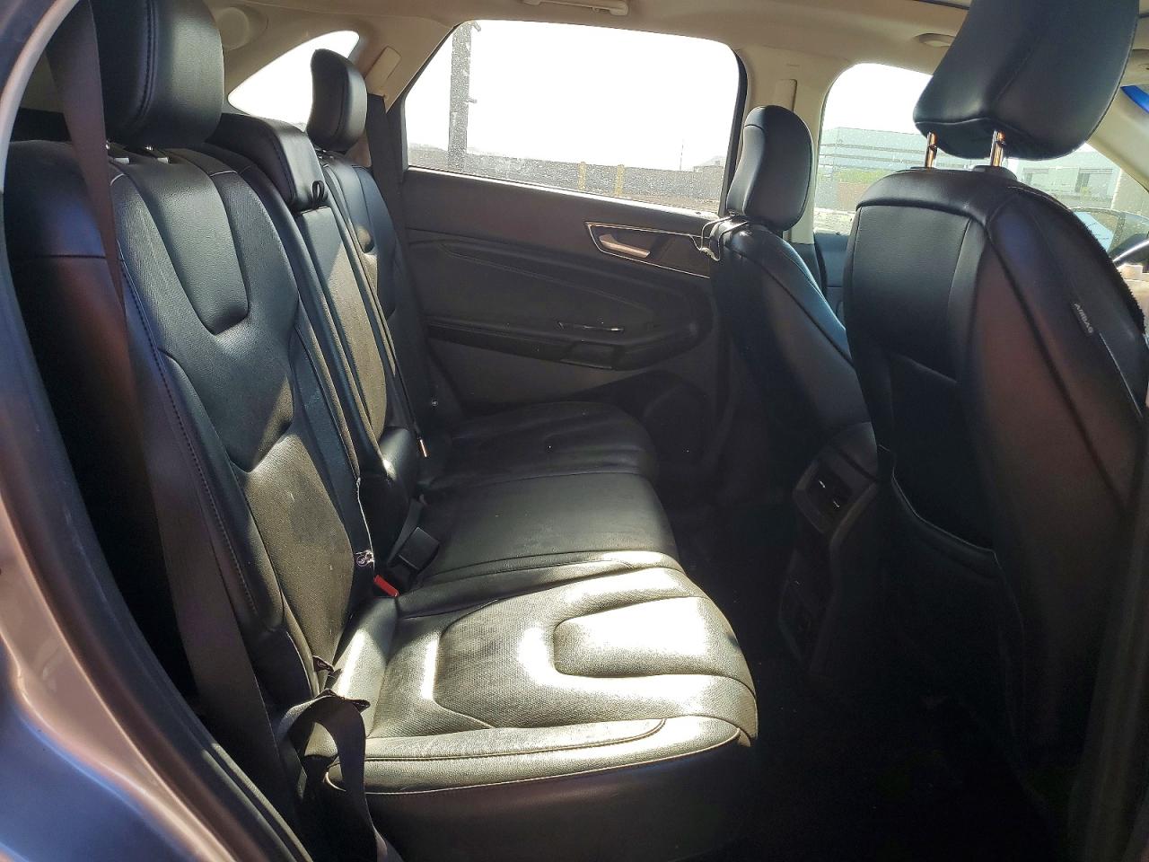 Ford Edge Titanium