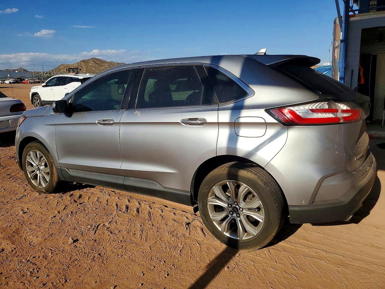 Ford Edge Titanium