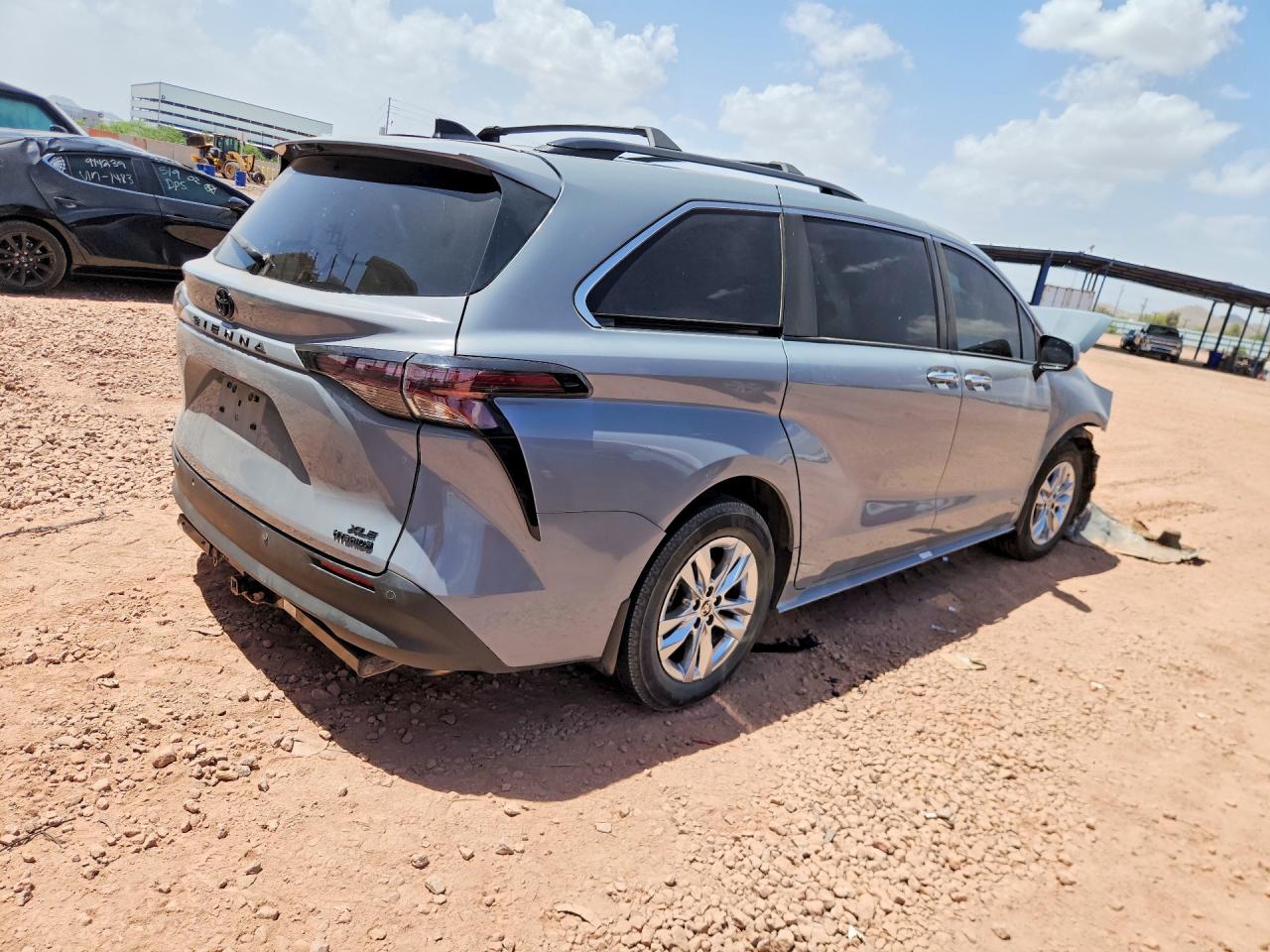 Toyota Sienna Woodland Edition