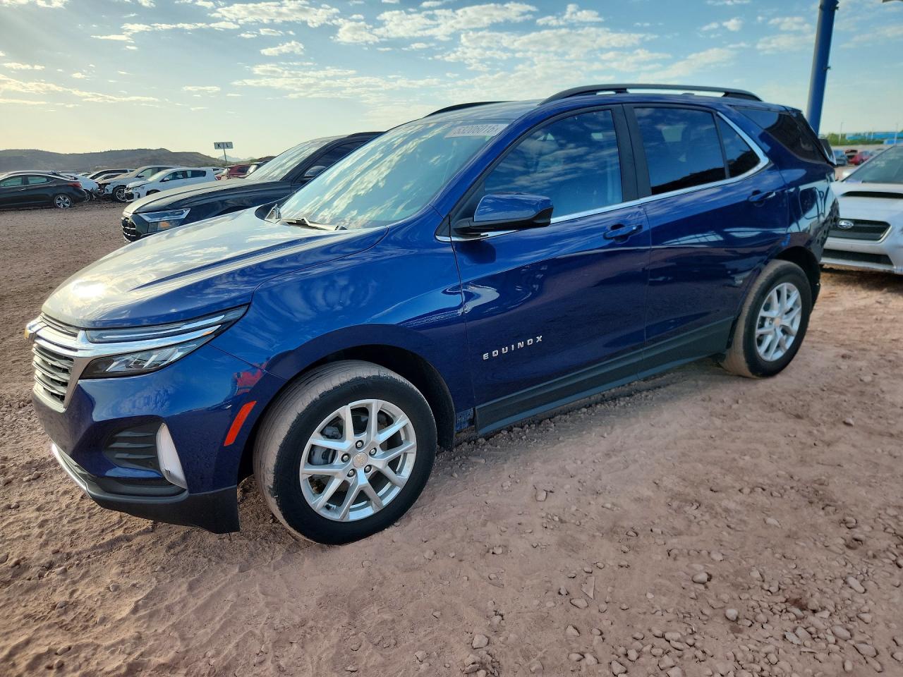 Salvage Chevrolet Equinox Image