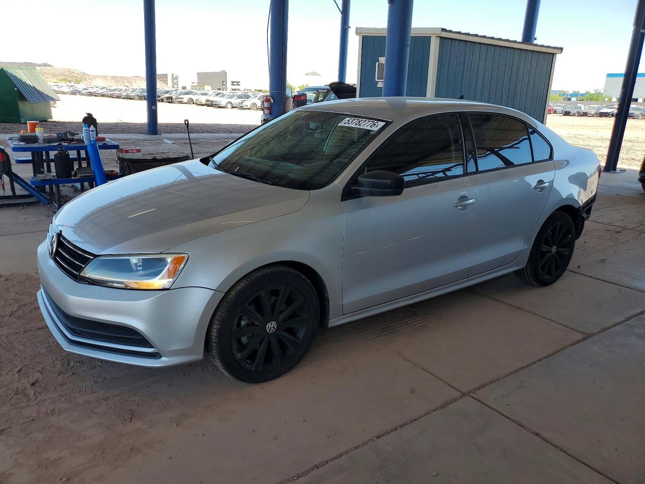 Salvage Volkswagen Jetta Image