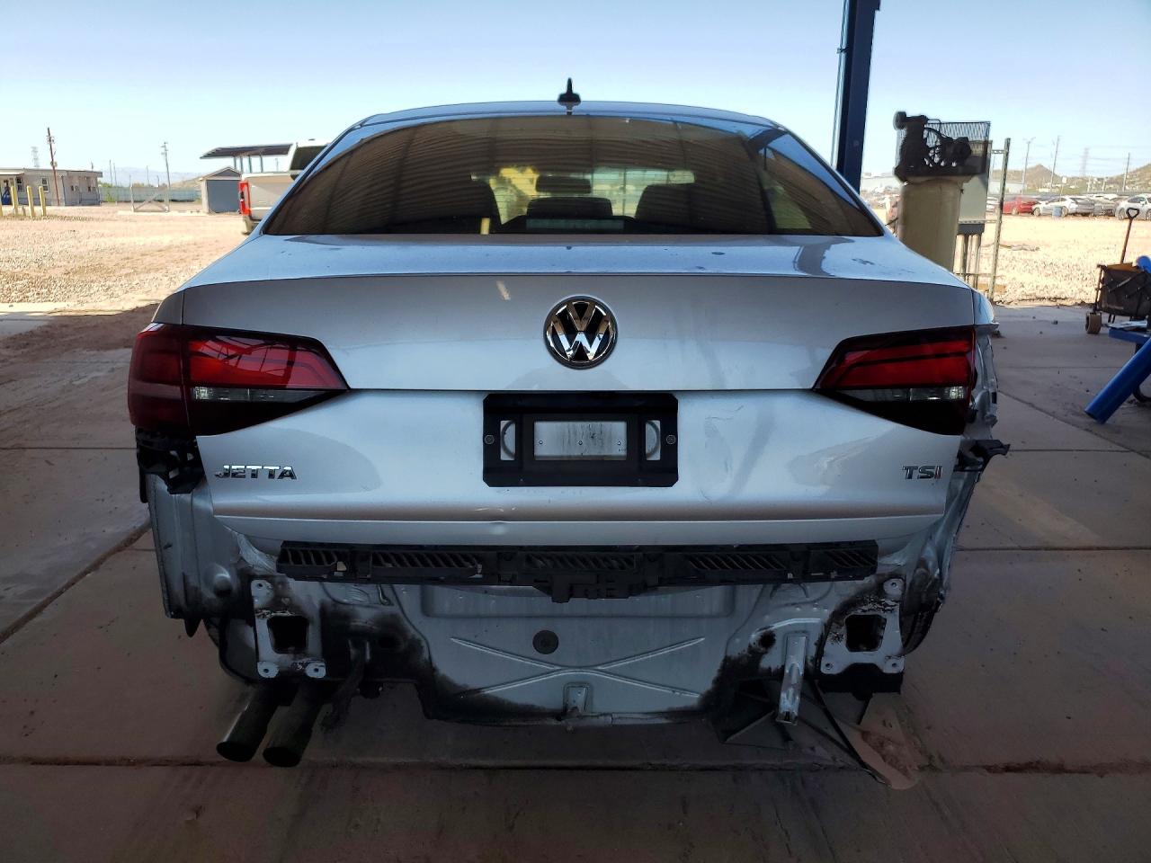 Volkswagen Jetta S