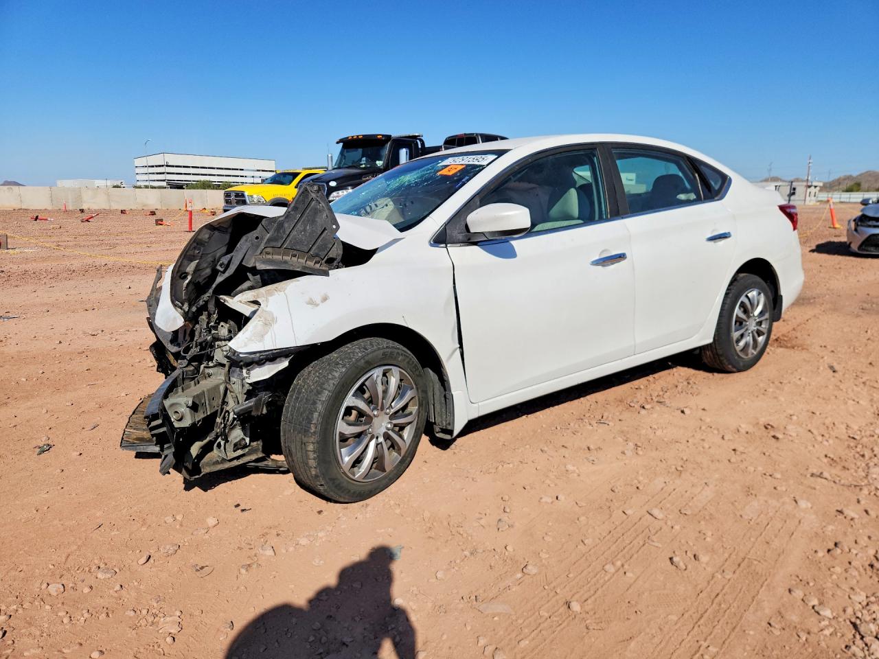 Salvage Nissan Sentra Image