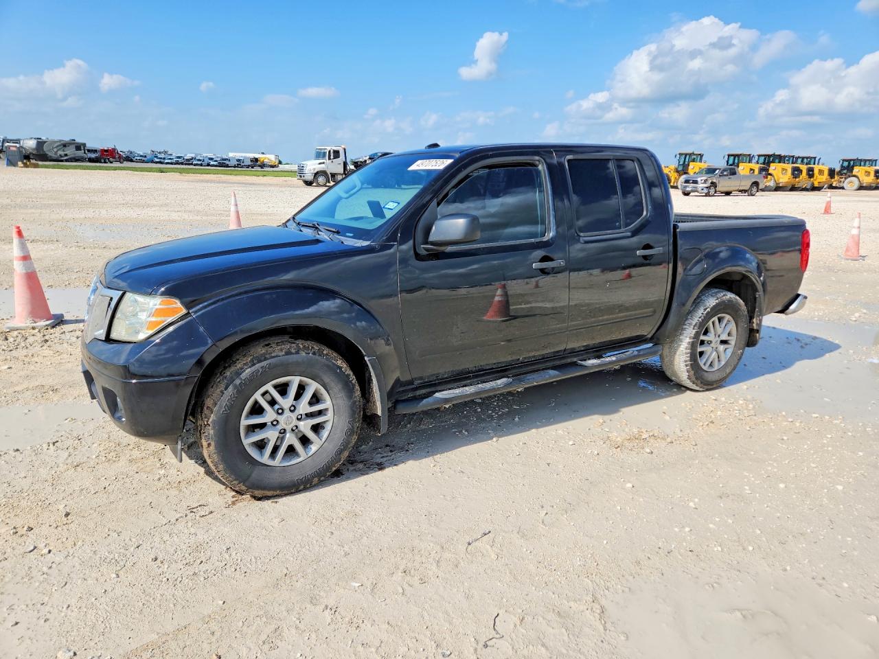 Salvage Nissan Frontier Image